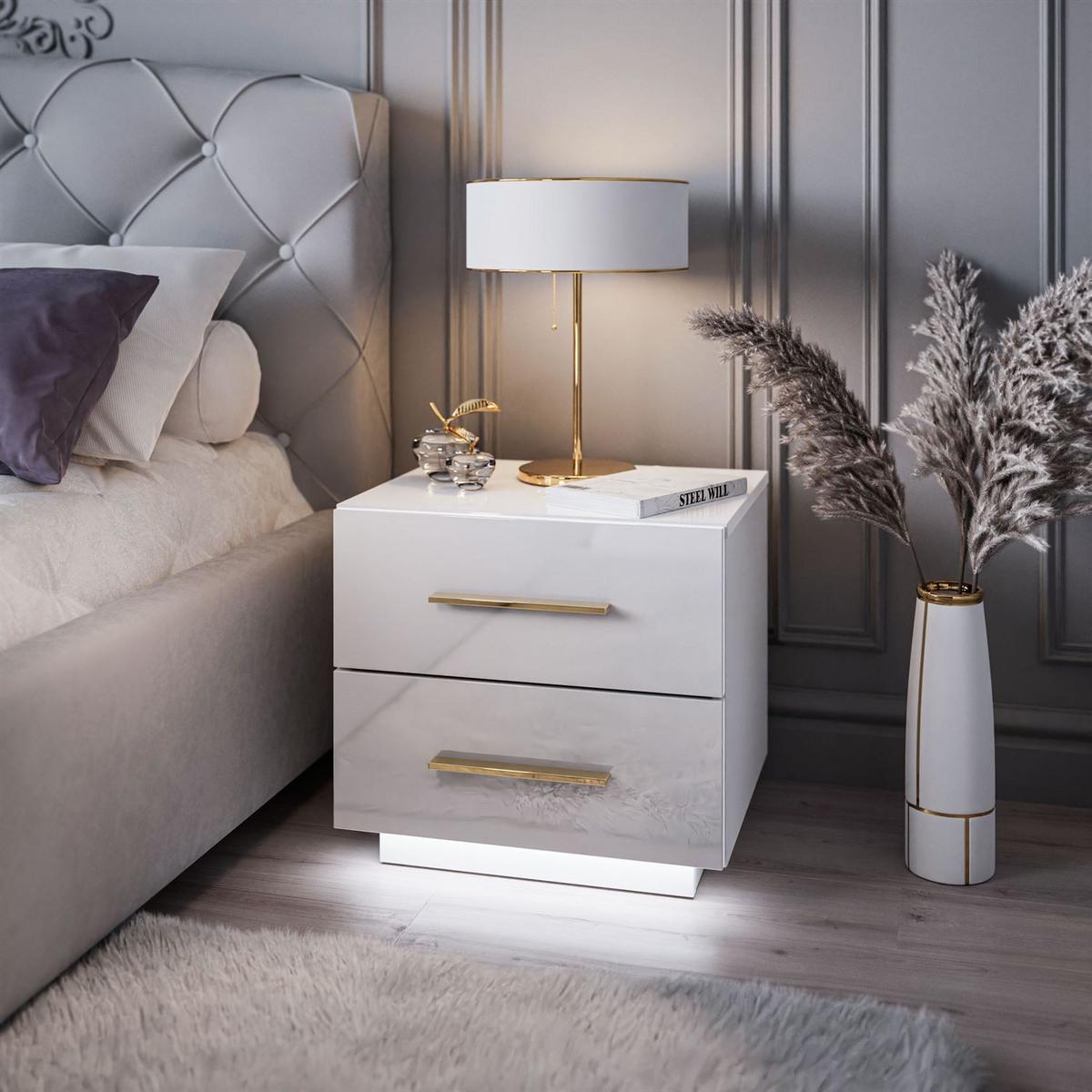NACHTTISCH LINA LUX mit Griffen und Hochglanzplatte, LED – Griffe: Gold-Chrom - Weiß, Holzwerkstoff (45/48/38.5cm) - Lookway