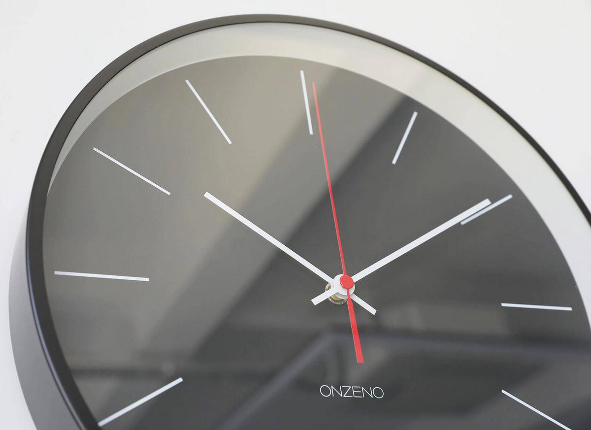WANDUHR Design Schwarz 31/31 cm - Schwarz, Glas/Holzwerkstoff (30.5/30.5/4cm) - ONZENO