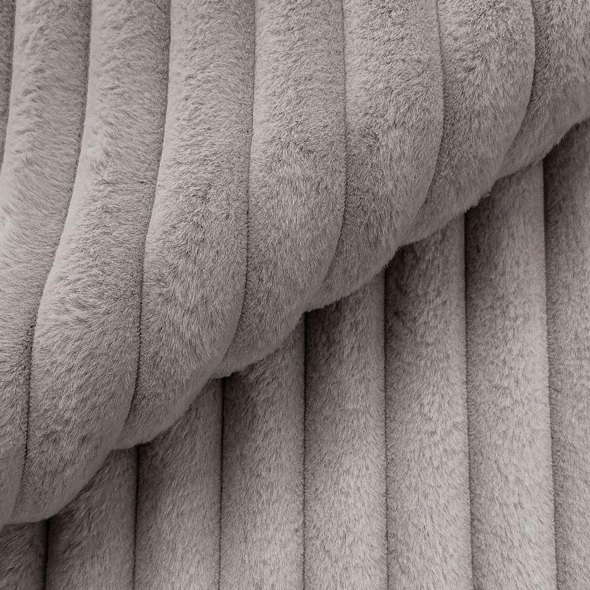WOHNLANDSCHAFT Mollis Hellgrau Plüschcord im XXL-Format - Ottomane Rechts - Hellgrau/Schwarz, Holz/Kunststoff (316/77/194cm) - S-Style Möbel