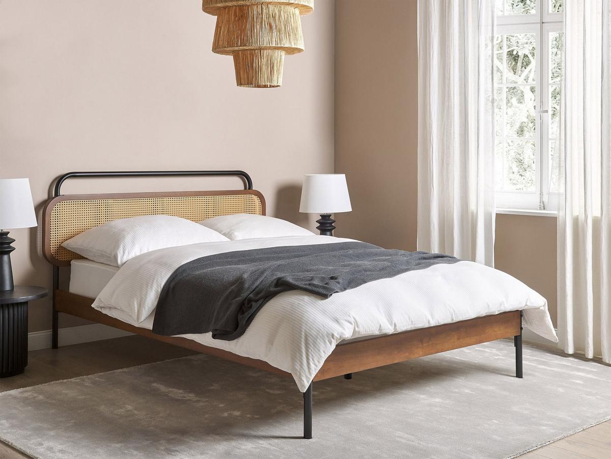 BETT mit Lattenrost 140/200 cm Gummibaumholz Dunkelbraun Boussicourt - Dunkelbraun, Holz (140/200cm) - Beliani