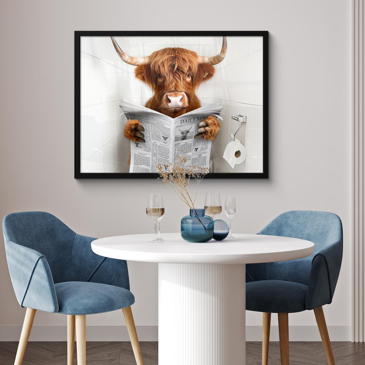 POSTER MIT RAHMENGERAHMTES BILD Schottischer Highlander - Tier - Zeitung - Toilette 80x60 cm - Kastanienfarben, Papier (80/60cm) - MuchoWow