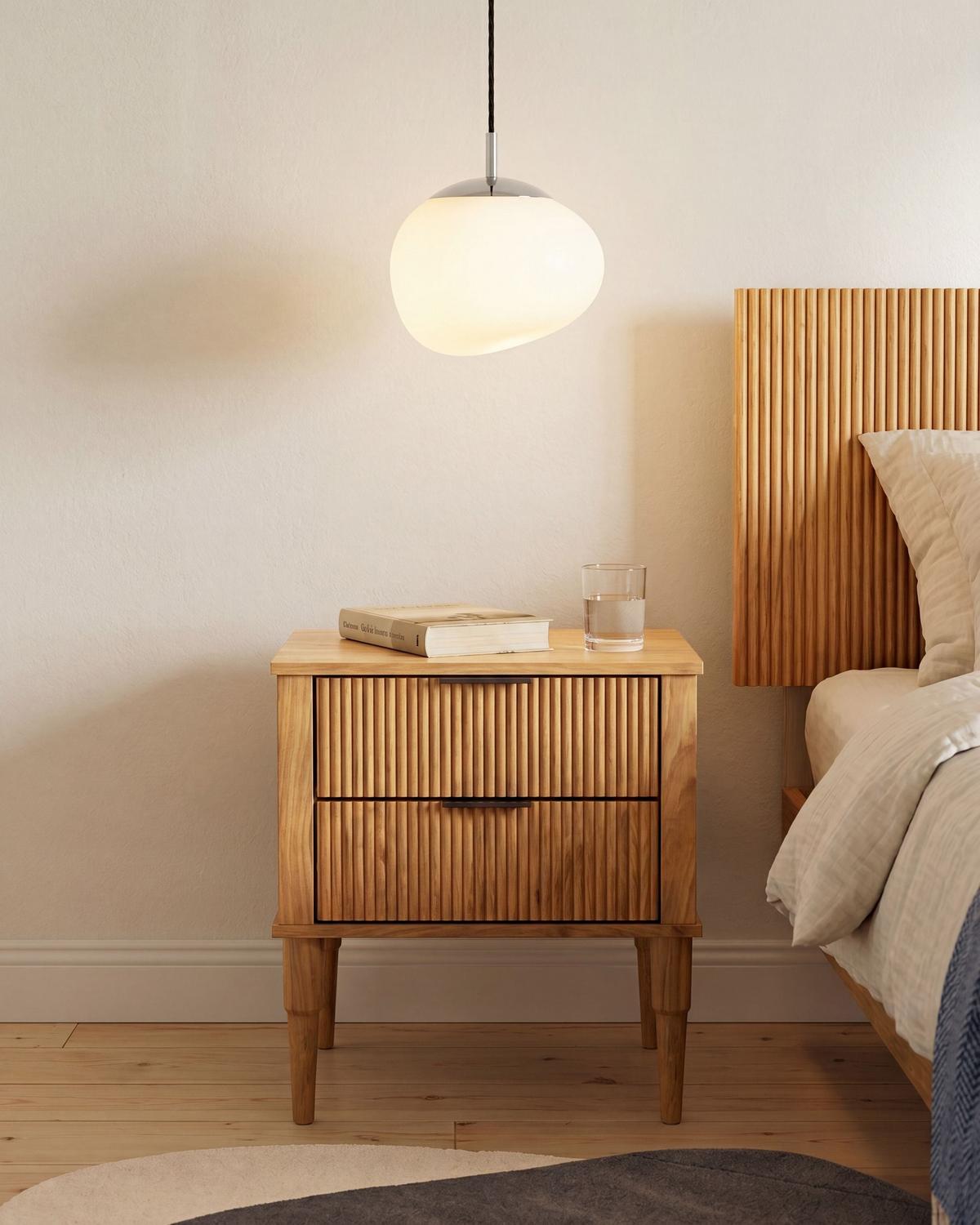 NACHTTISCH mit 2 Schubladen Kiefernholz Hellbraun Tauriac - Hellbraun/Braun, Holz - Beliani
