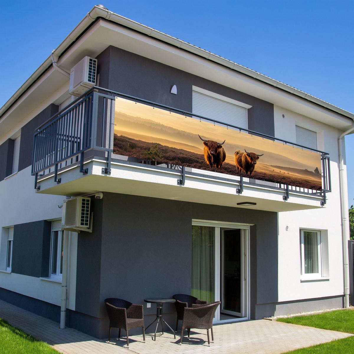 BALKON-SICHTSCHUTZ Schottische Hochlandbewohner - Heide - Landschaft - Tiere Deko XXL 500x110 cm - Cognac, Kunststoff (500/110cm) - MuchoWow