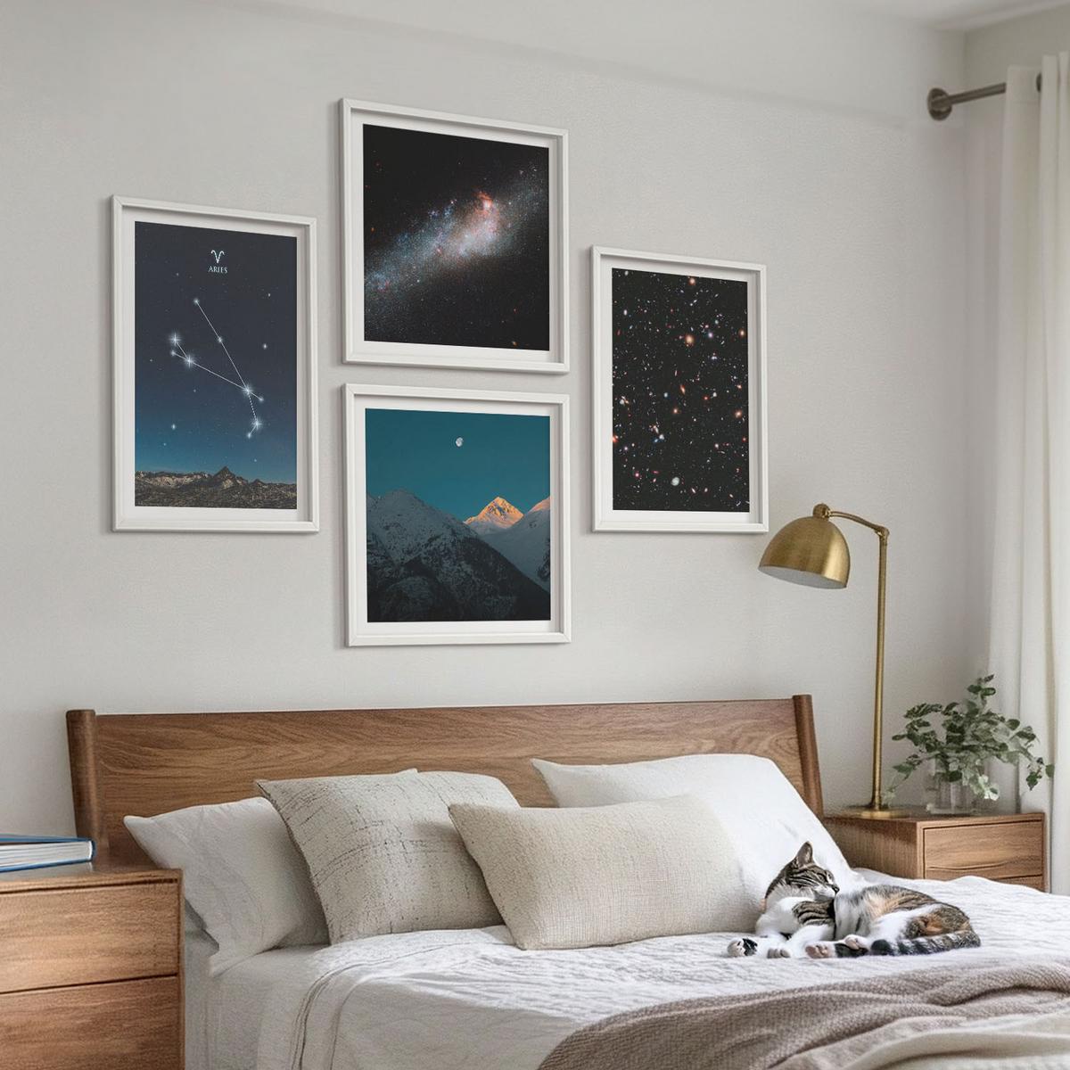 BILDER SET 4er Set - 50x50 cm & 40x60 cm Weißer Rahmen - Kosmische Landschaften von Galaxien - Weiß, Kunststoff (50/50cm) - TULUP