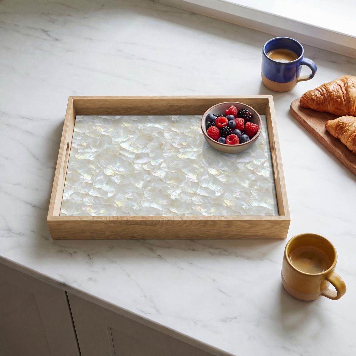 TABLETT Perlglanz - Weiß - Muschel 40x30 cm - Weiß, Holz (40/5/5cm) - OnlyWow