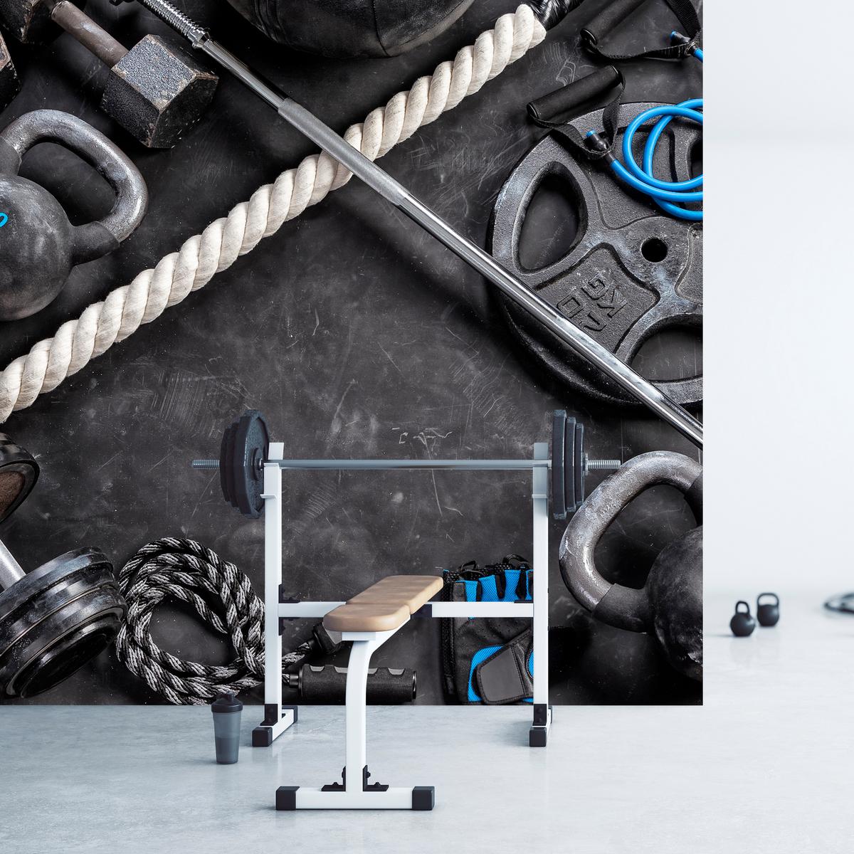FOTOTAPETE für Fitnessstudio Sportgeräte zum Trainieren Kettlebells Hanteln 150x105 - Blau/Creme, Papier (150/105cm) - Muralo