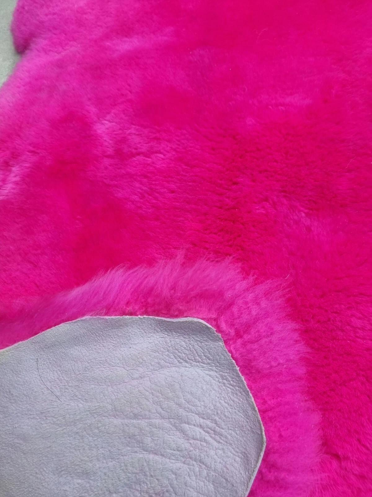 SCHAFFELL Premium Merino Lammfell Pink geschoren ca. 125 cm - Pink, Fell (70/125cm) - Provellus