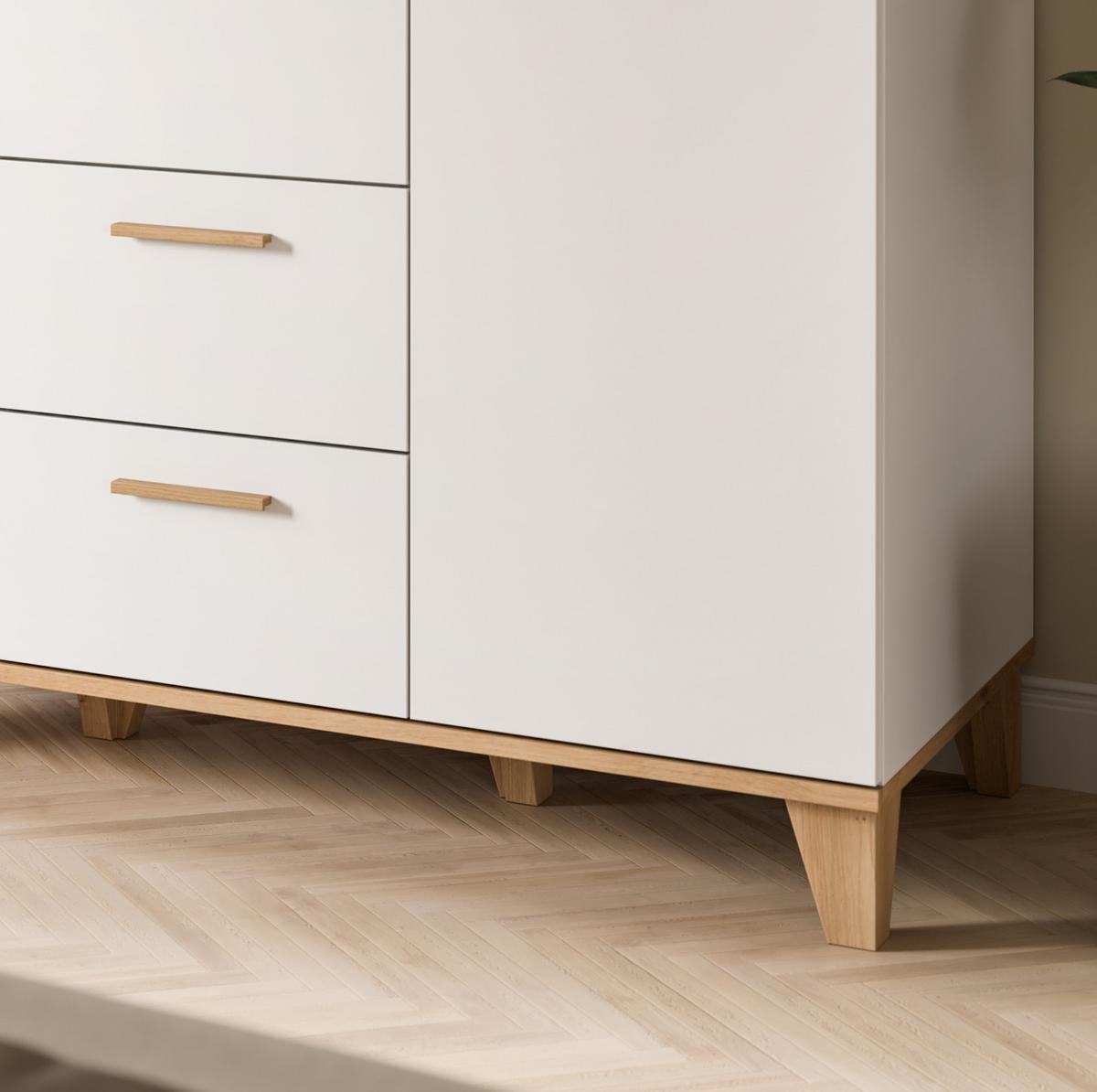 KLEIDERSCHRANK in weiß, Eiche Artsian 122 x 194 cm, Drehtürenschrank 3-türig skandinavisch - Eichefarben/Weiß, Holzwerkstoff (122/198/51cm) - Inn.Furn
