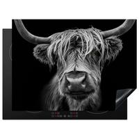 HERDABDECKPLATTE Schottischer Highlander - Hörner - Schwarz - Weiß - Kuh - Wild - Tiere Herdabdeckung Induktionsfeld 70x52 cm - Schwarz, Kunststoff (70/52/0.2cm) - MuchoWow