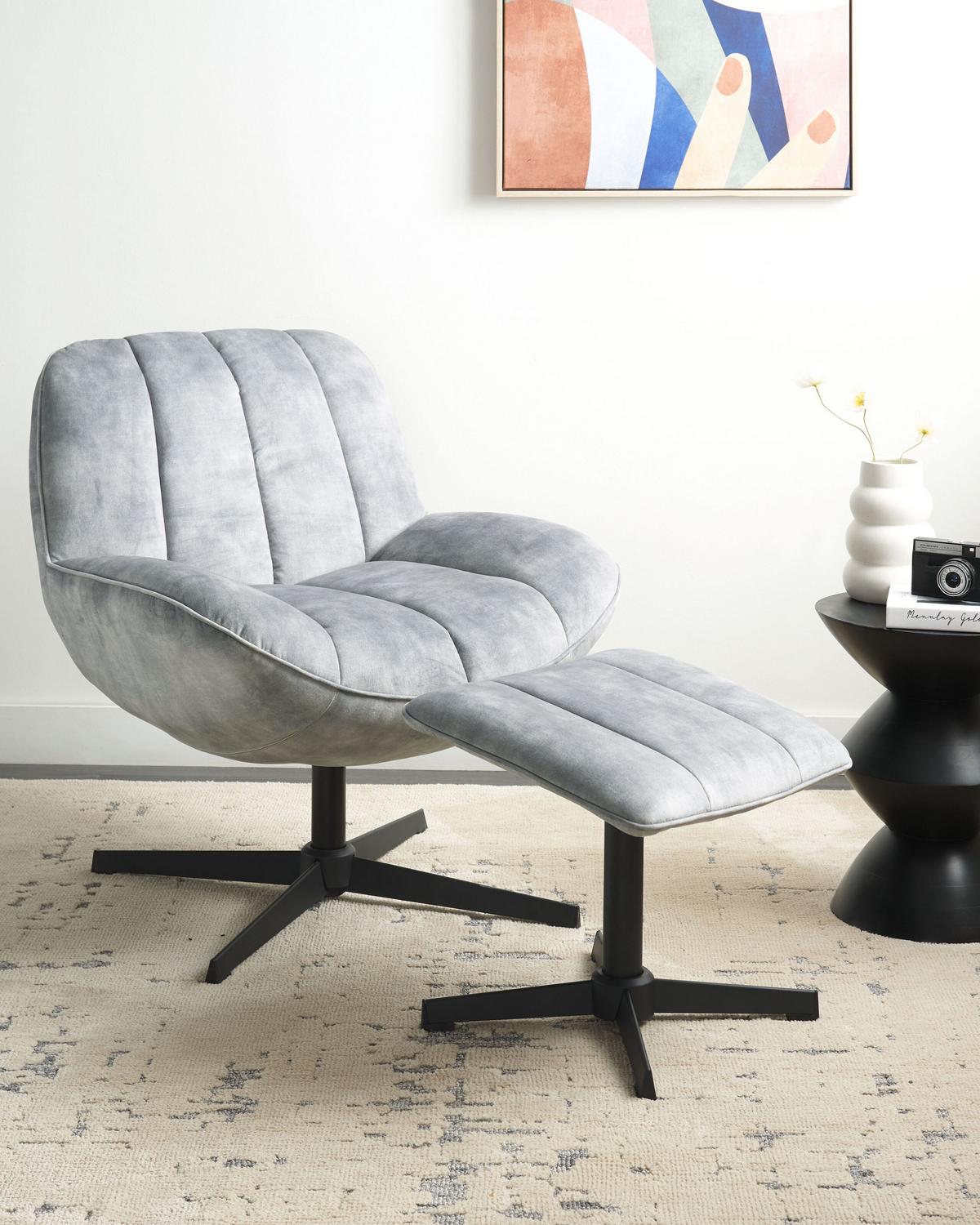 STUHL mit Fußhocker Hellgrau Lia - Schwarz/Grau, Textil (71/79/80cm) - Beliani
