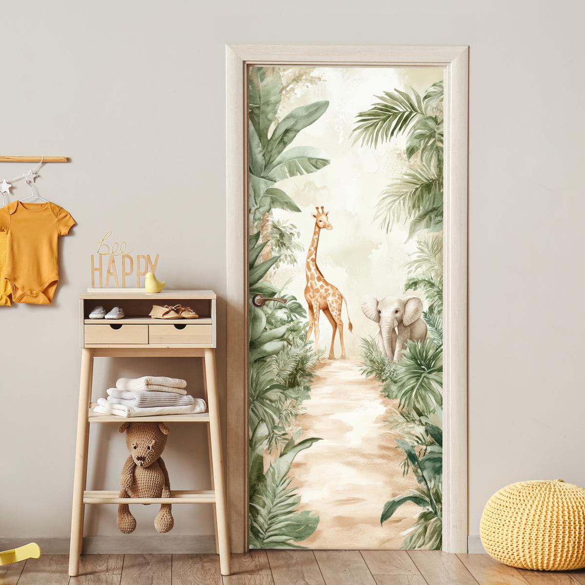 TÜRAUFKLEBER Dschungel - Giraffe - Elefant - Grün - Natur Room Decor 85x205 cm - Türtapete - Eukalyptusholzfarben, Kunststoff (85/0.1cm) - MuchoWow