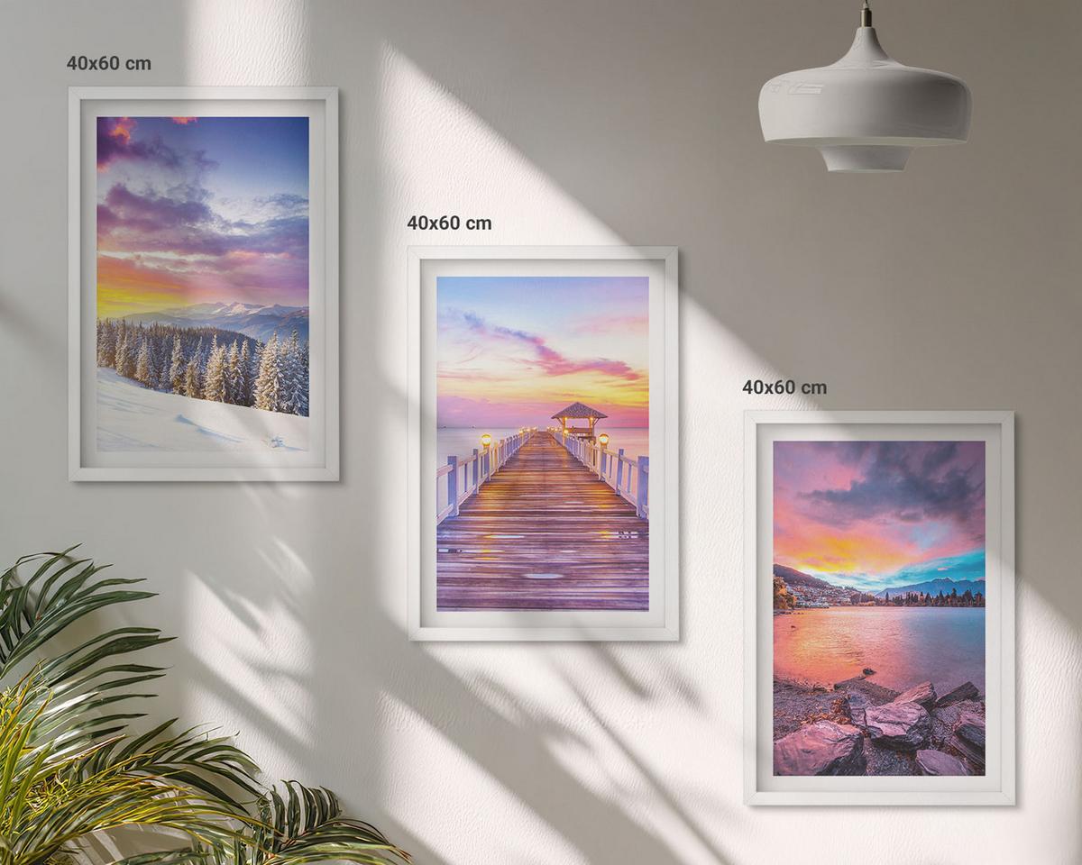 BILDER SET 3er Set - 40x60 cm Weißer Rahmen - Winterliche Bergseelandschaft - Weiß, Kunststoff (40/60cm) - TULUP