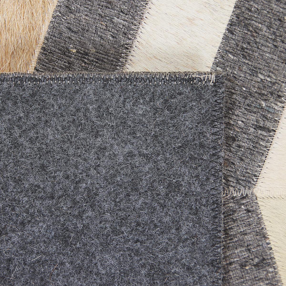 PATCHWORK-TEPPICH Baggoze 230/160 cm - Grau, Fell (160/230cm) - Beliani