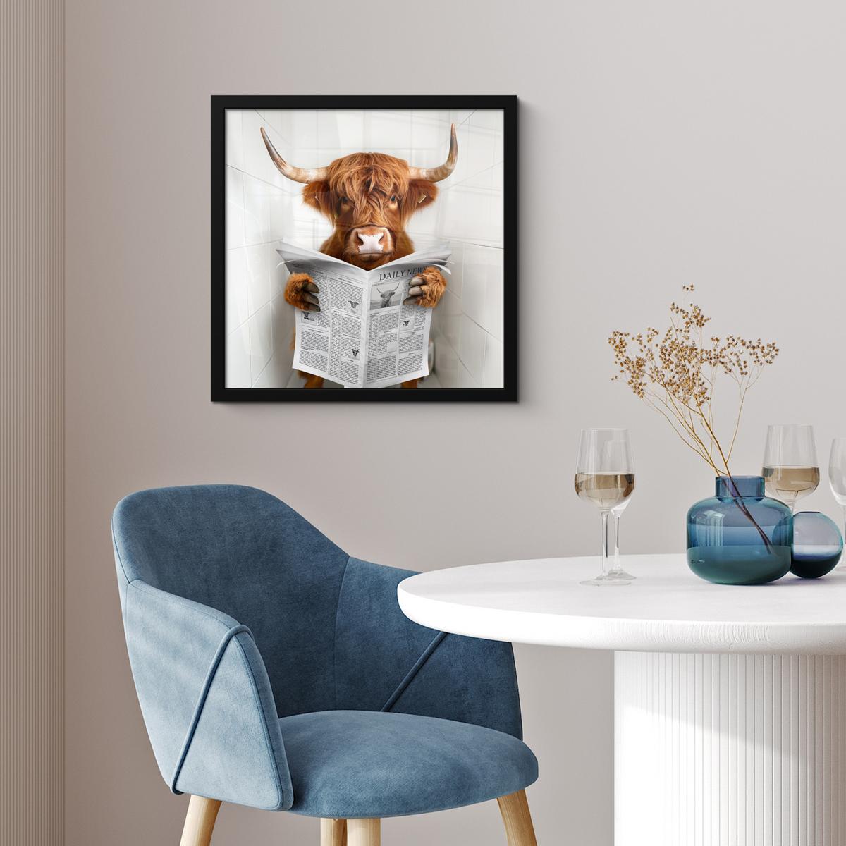 POSTER MIT RAHMENGERAHMTES BILD Schottischer Highlander - Tier - Zeitung - Toilette 40x40 cm - Kastanienfarben, Papier (40/40cm) - MuchoWow