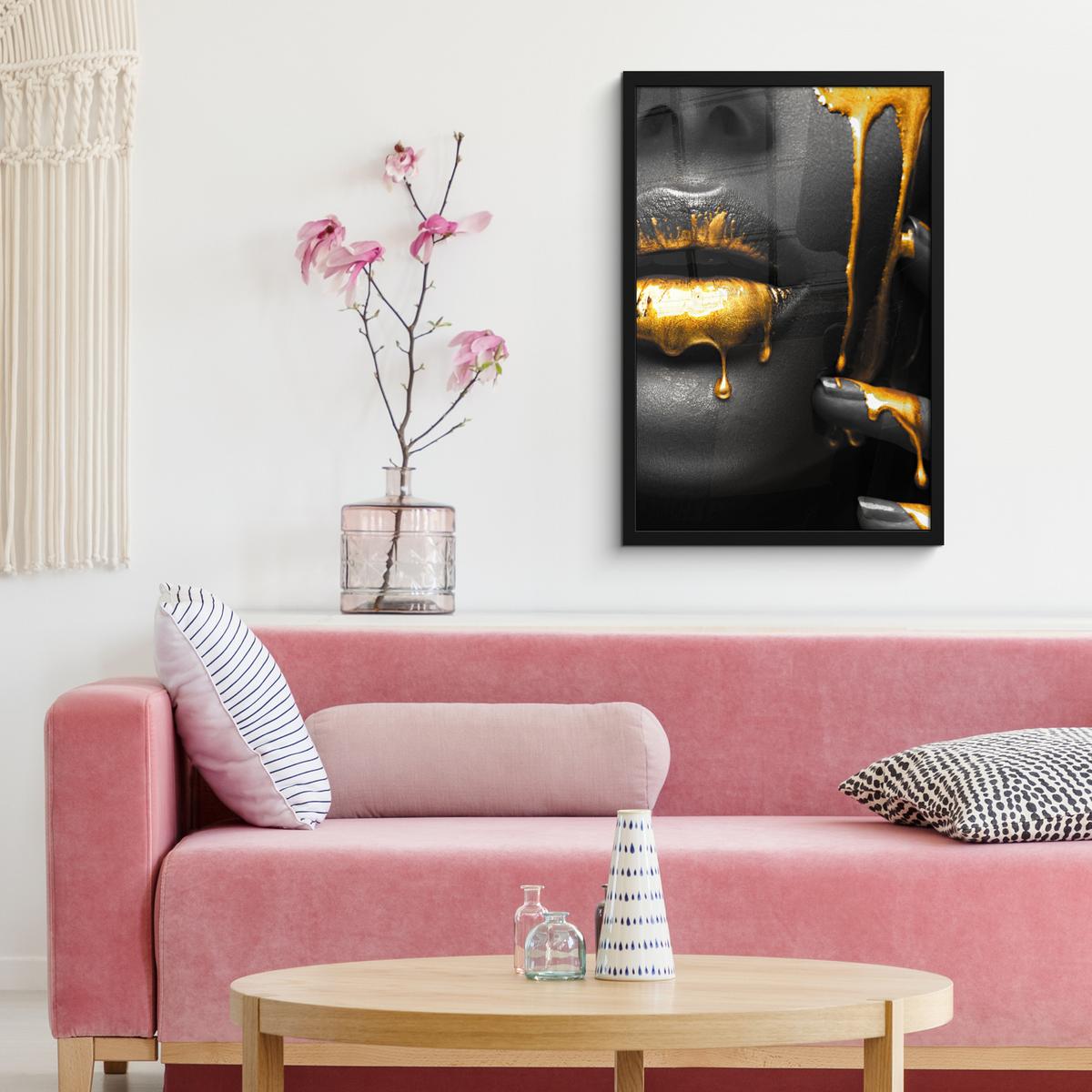 POSTER MIT RAHMENGERAHMTES BILD Frau - Schwarz - Gold - Gesicht - Lippen Bilder mit Rahmen 40x60 cm - Goldfarben, Papier (40/60cm) - MuchoWow