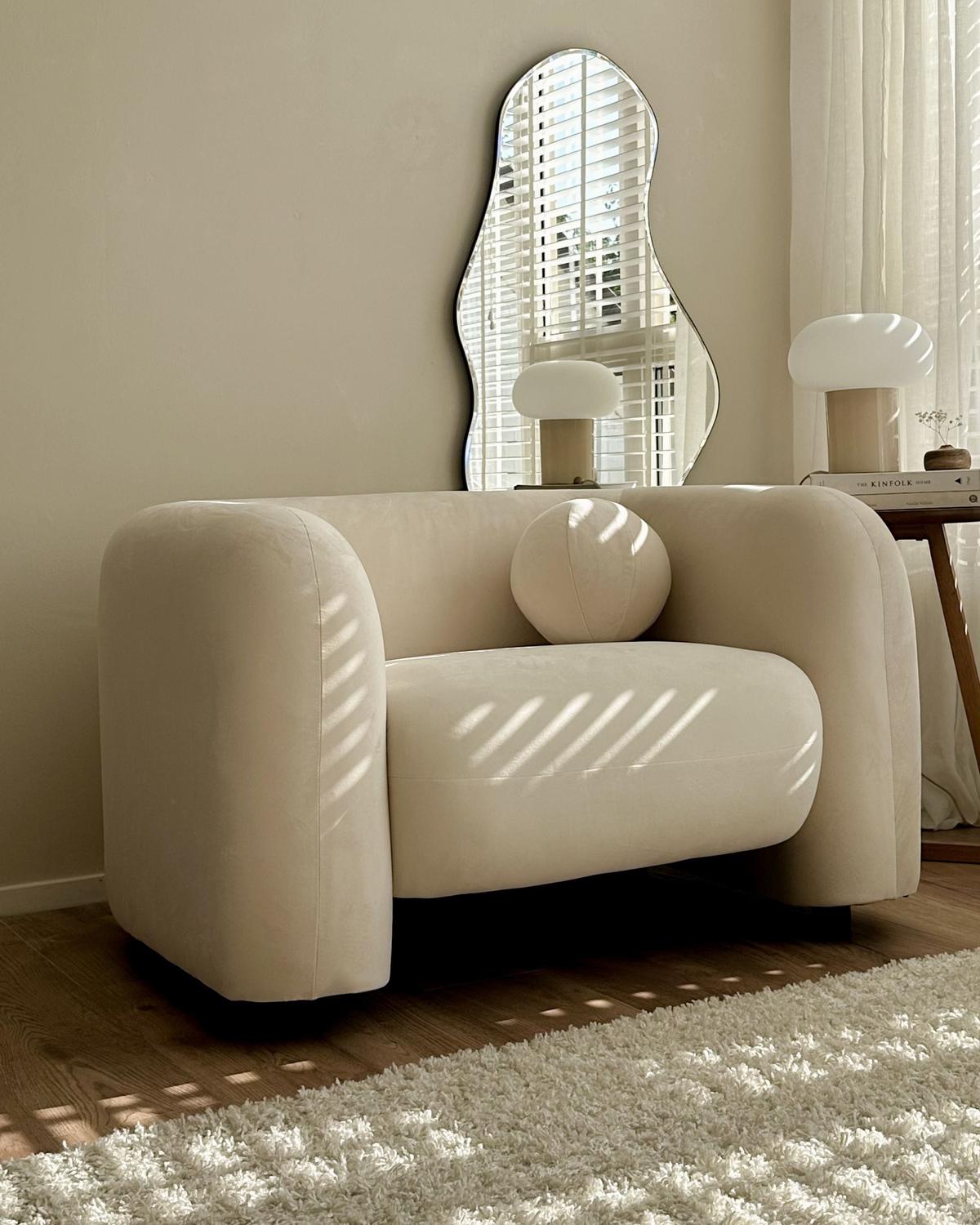 SESSEL Samtstoff Cremeweiß Leiren - Creme, Textil (111/73/83cm) - Beliani