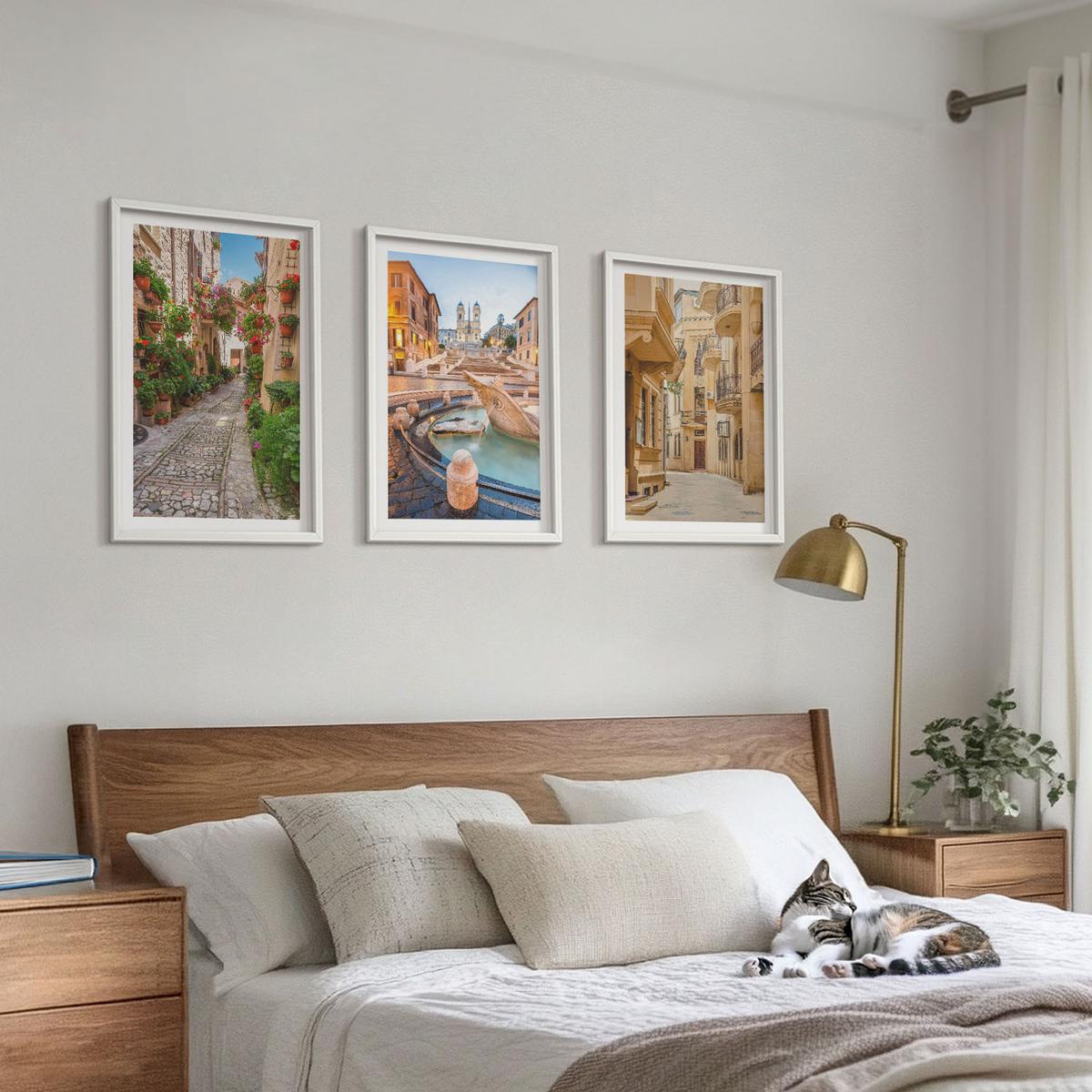 BILDER SET 3er Set - 40x60 cm Weißer Rahmen - Die bezaubernden Straßen des Brunnens - Weiß, Kunststoff (40/60cm) - TULUP