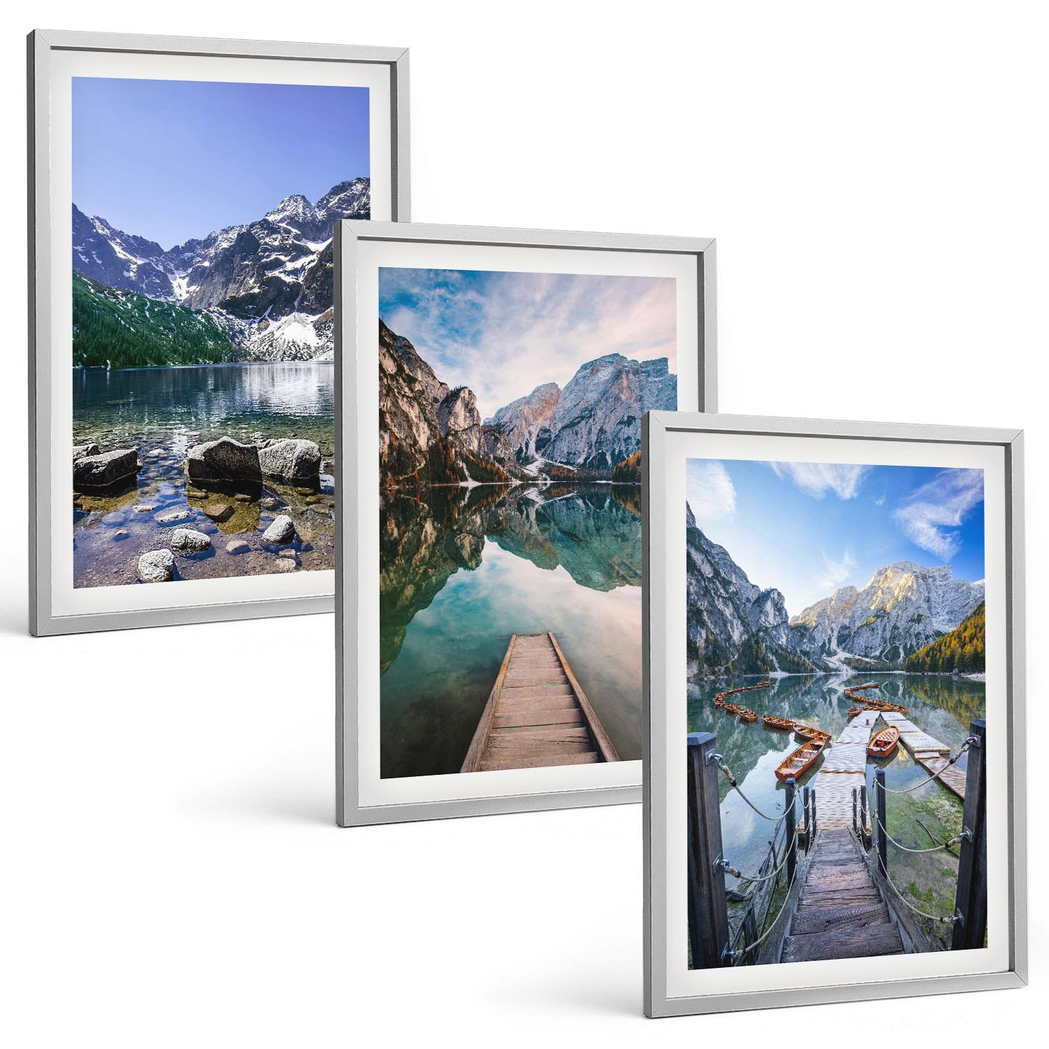BILDER SET 3er Set - 40x60 cm Silberner Rahmen - Berge, Seen, Holzstege - Silberfarben, Kunststoff (40/60cm) - TULUP