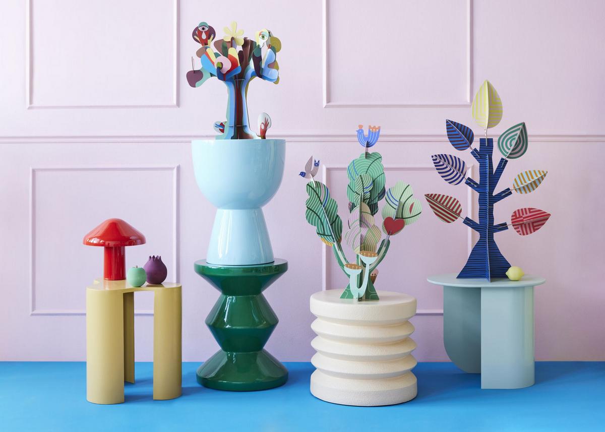 DEKOFIGUR Gestreifter Baum 22.9/74 cm - Multicolor, Wellpappe (22.9/74/46cm) - Studio Roof