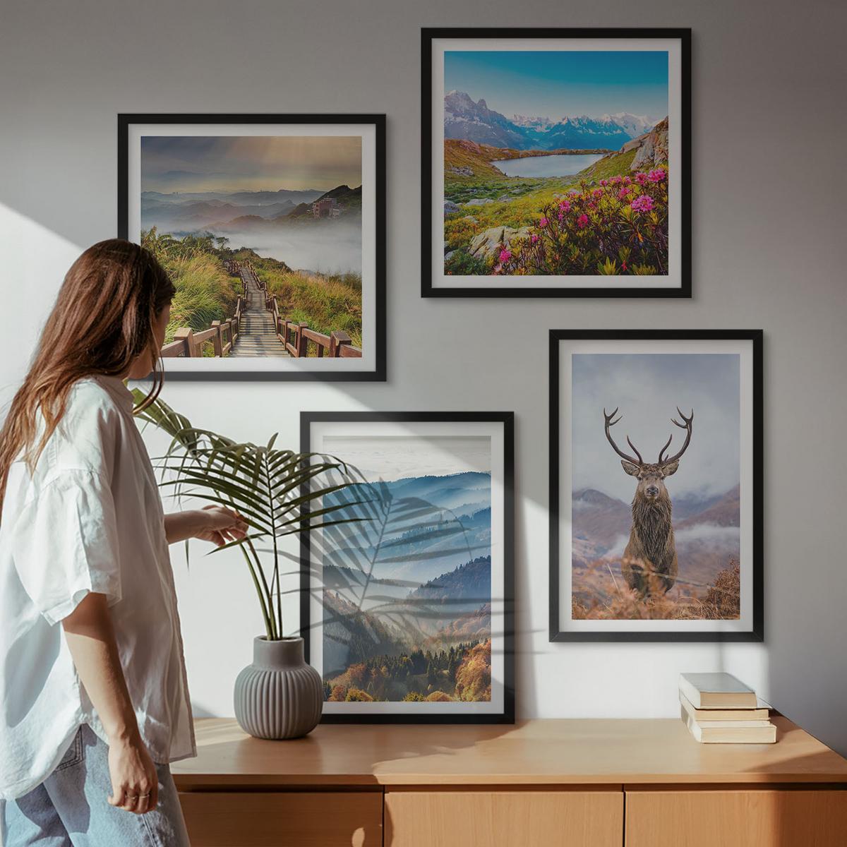 BILDER SET 4er Set - 50x50 cm & 40x60 cm Schwarzer Rahmen - Berglandschaft, See, Hirsche - Schwarz, Kunststoff (50/50cm) - TULUP