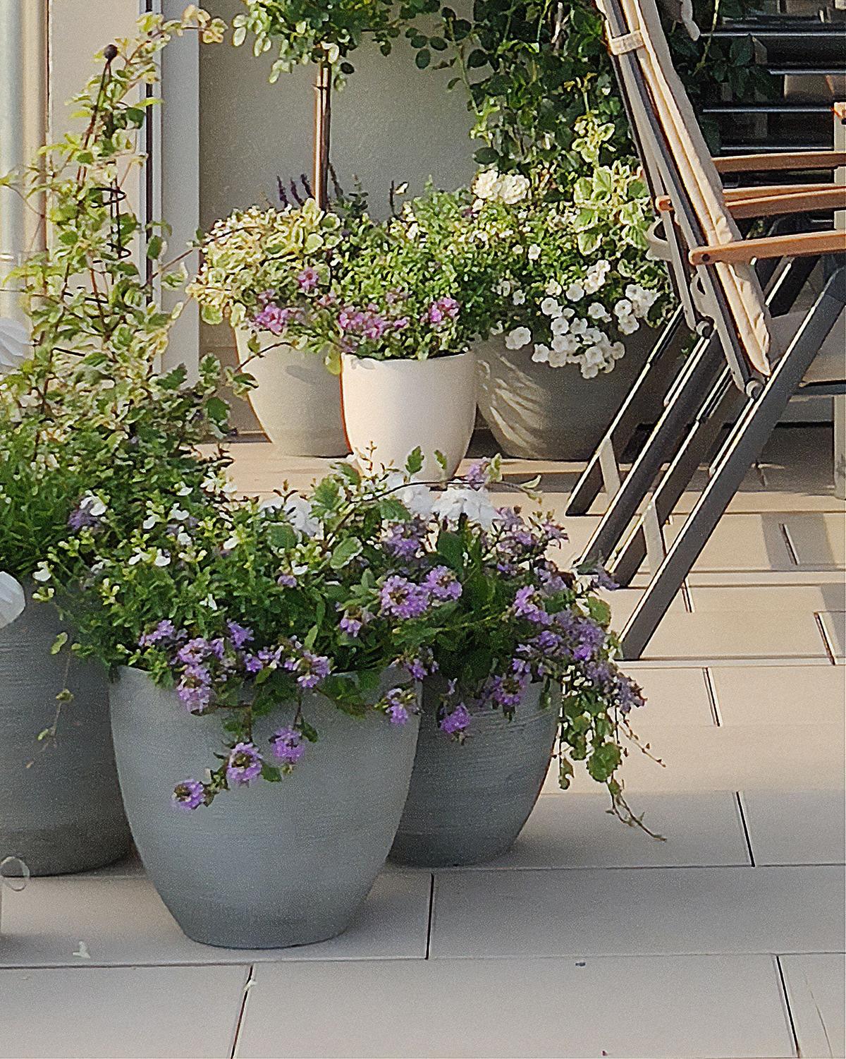 BLUMENTOPF hellgrau rund 46/46/46 cm Kannia - Hellgrau, Naturmaterialen (46cm) - Beliani