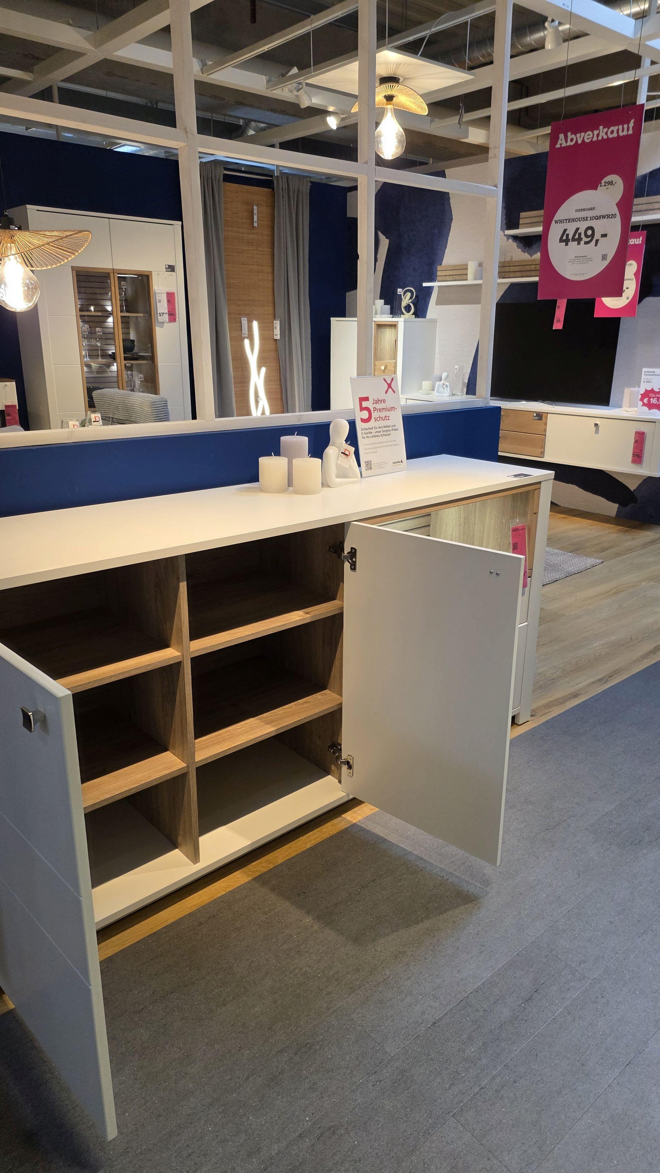 SIDEBOARD WHITEHOUSE