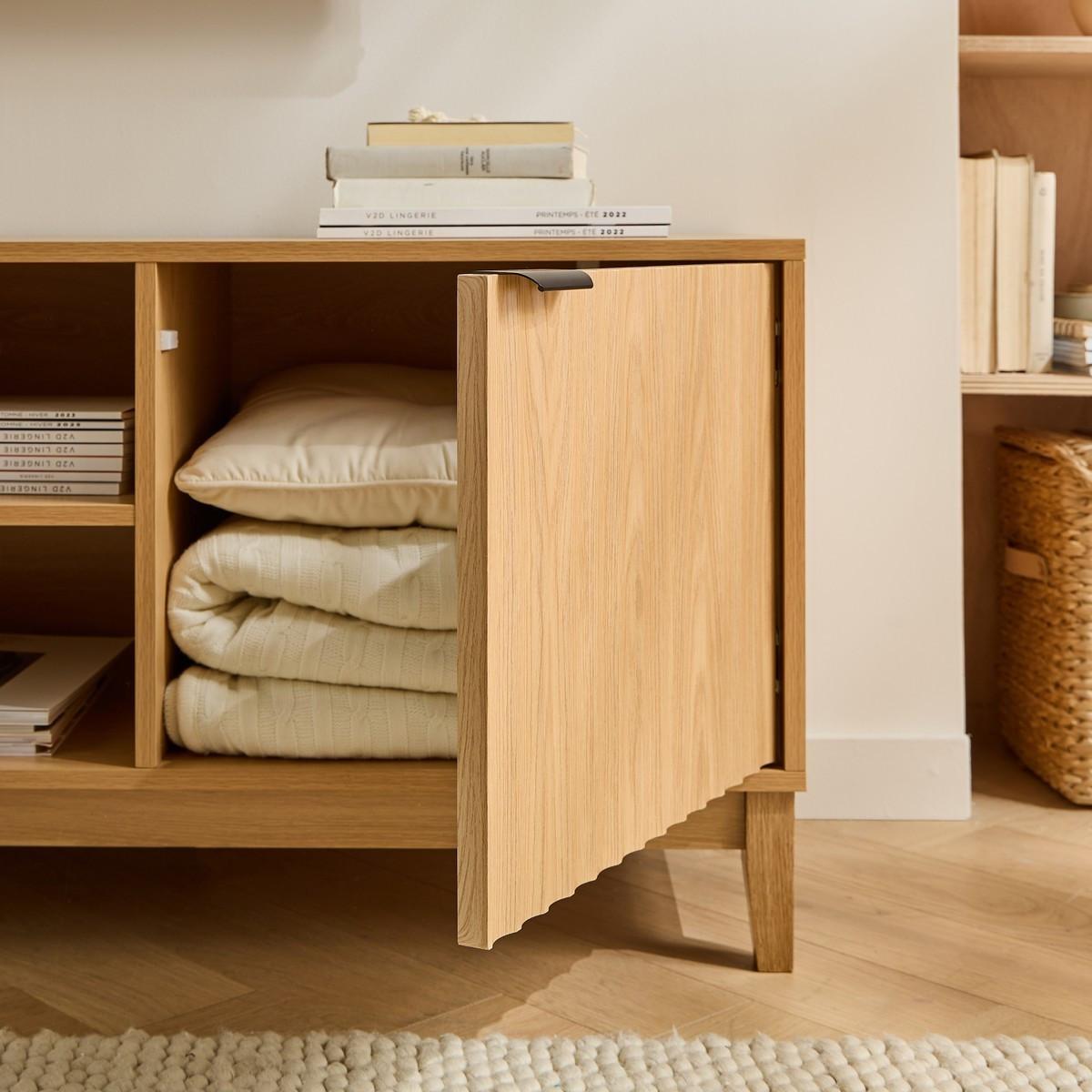 TV-MÖBEL mit 2 offenen Fächern und 2 Türen mit geriffelter Front bologne 40/52/140 cm - Eiche Bianco, Holzwerkstoff (140/52/46cm) - Calicosy