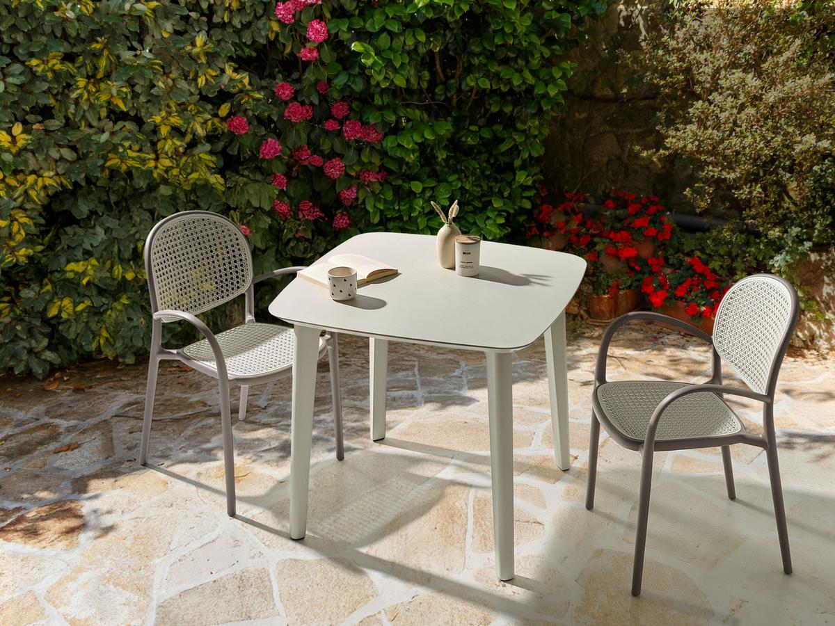 GARTENTISCH 86/86 cm Hellbeige Sorico - Beige, Kunststoff (86/86/77cm) - Beliani