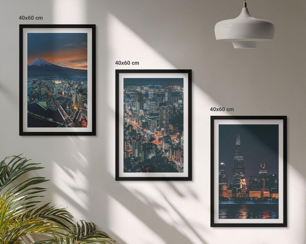 BILDER SET 3er Set - 40x60 cm Schwarzer Rahmen - Bergpanorama der Stadt bei Nacht - Schwarz, Kunststoff (40/60cm) - TULUP