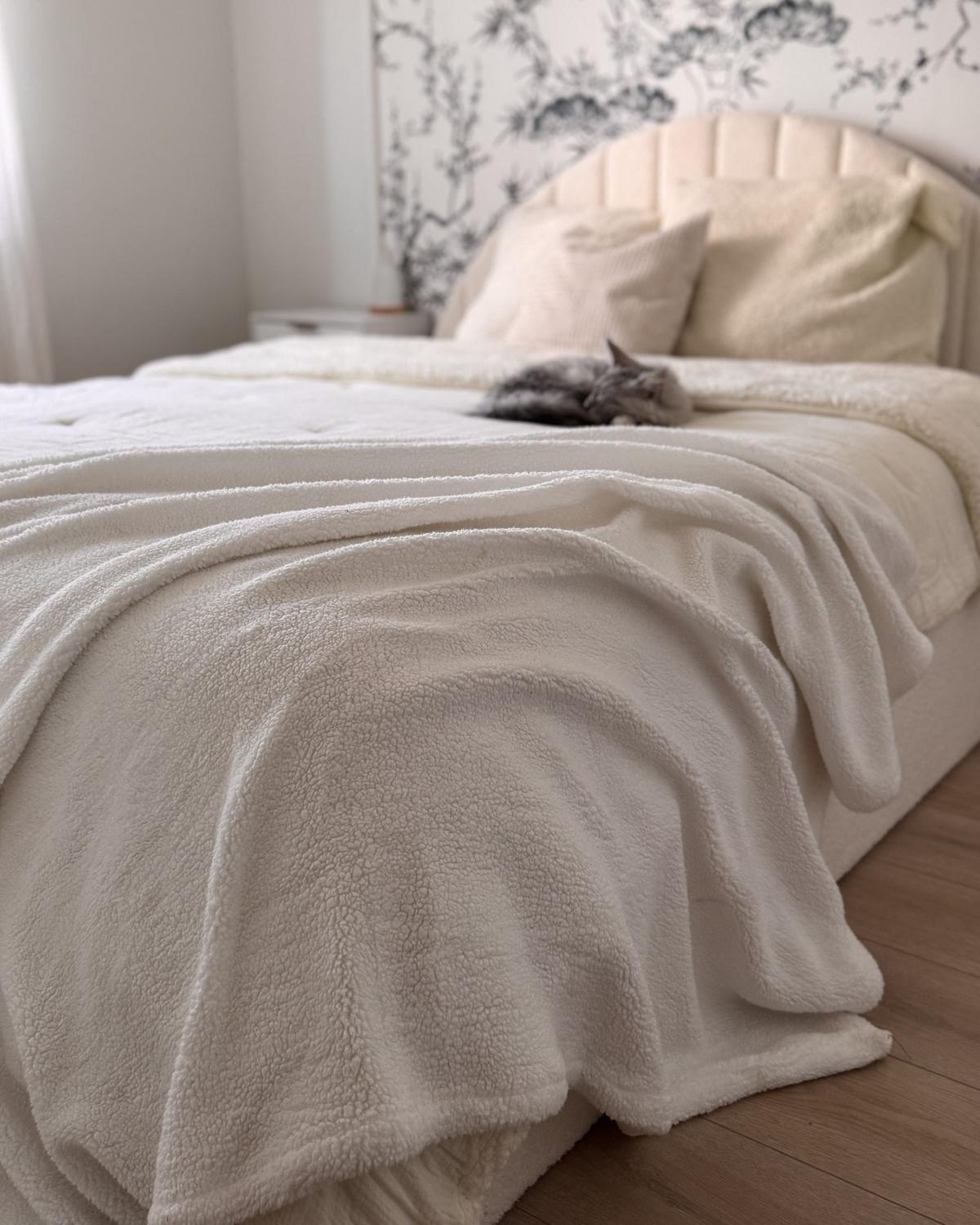 DECKE Weiß Mirge 125/150 cm - Weiß, Textil (125/150cm) - Beliani