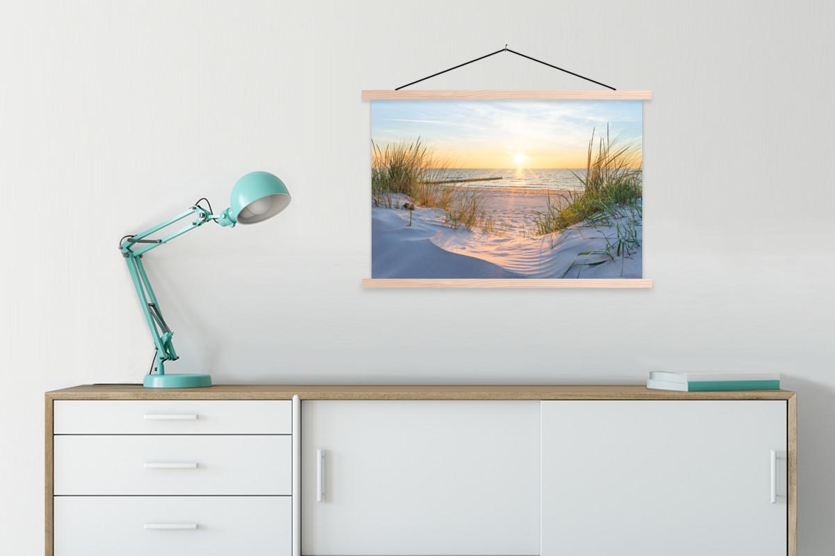 POSTER MIT MAGNETLEISTEN Strand - Sonne - Düne - Gras - Sand - Horizont Wanddeko 90x60 cm - Hellblau, Textil (90/60/0.15cm) - MuchoWow