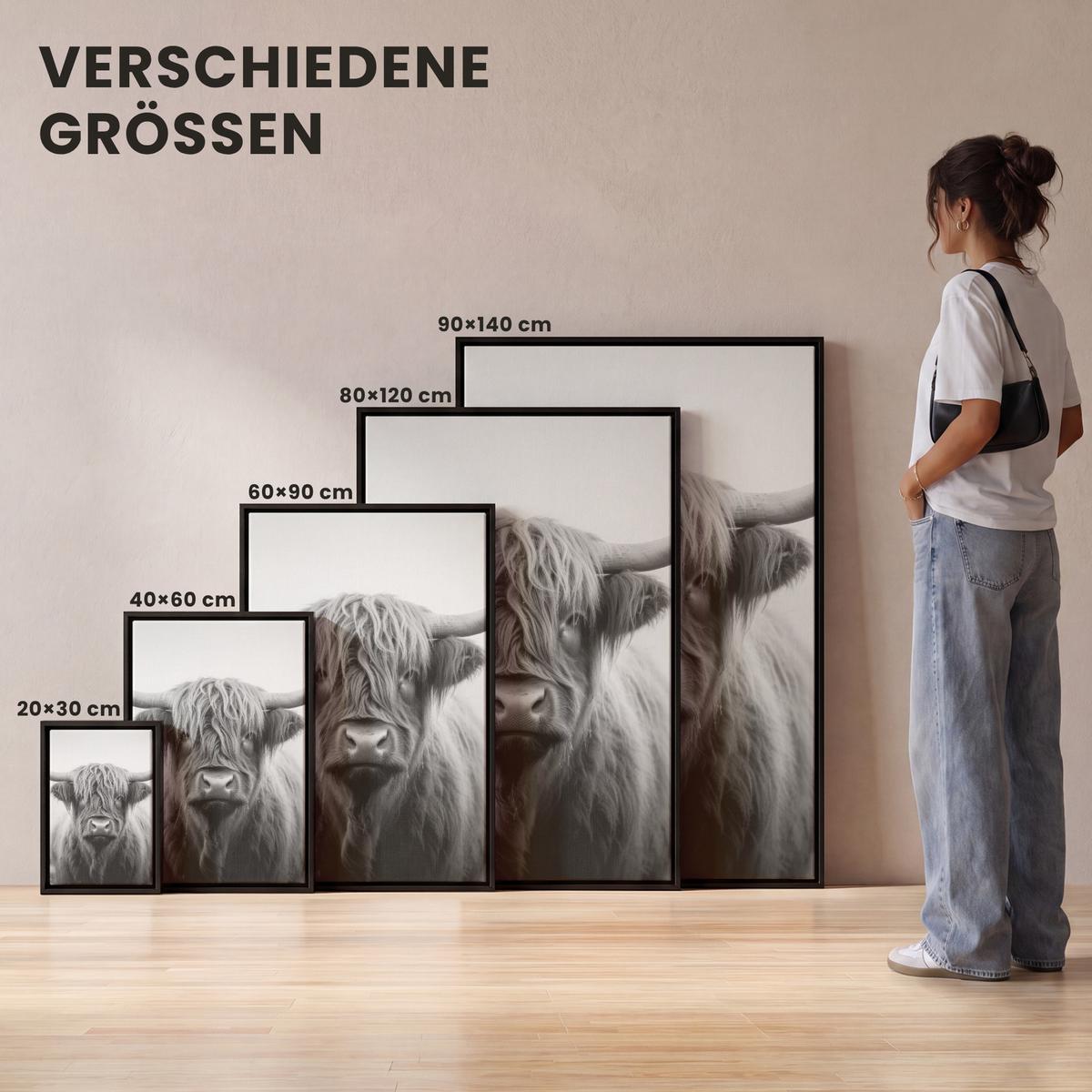 LEINWAND Bilder mit Rahmen - Schottischer Highlander - Nebel - Schwarz - Weiß - 60x90 - Grau, Textil (60/90cm) - MuchoWow