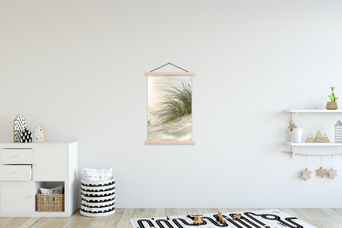 POSTER MIT MAGNETLEISTEN Dünen mit Strandhafer in der Sonne des Nationalparks Schleswig-Holsteinisches Wattenmeer Wandbild Schlafzimmer 60x90 cm - Creme, Textil (60/90/0.15cm) - MuchoWow