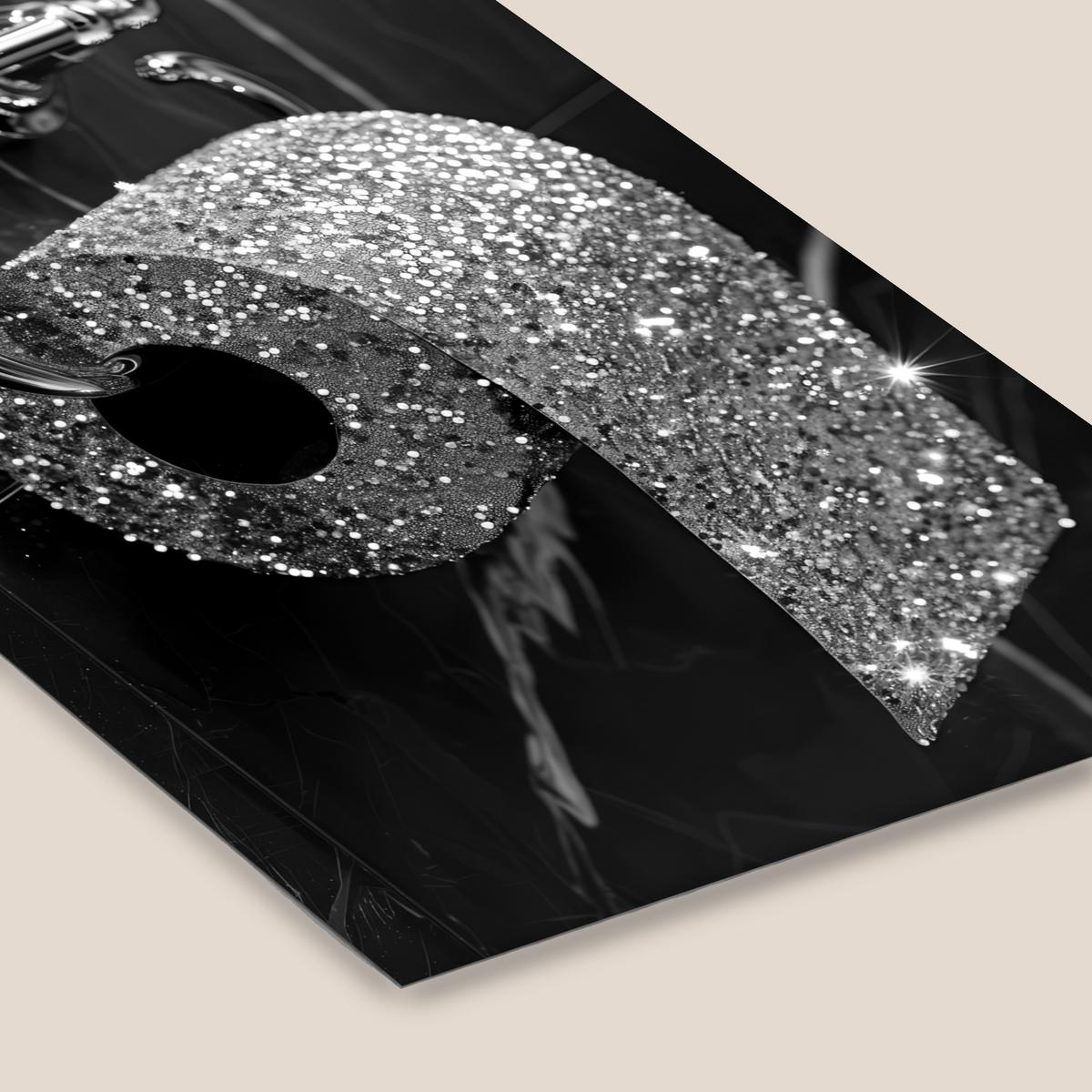 POSTER MIT RAHMENGERAHMTES BILD WC - Toilettenpapier - Schwarz und weiß - Glitter 60x90 cm - Silberfarben, Papier (60/90cm) - MuchoWow