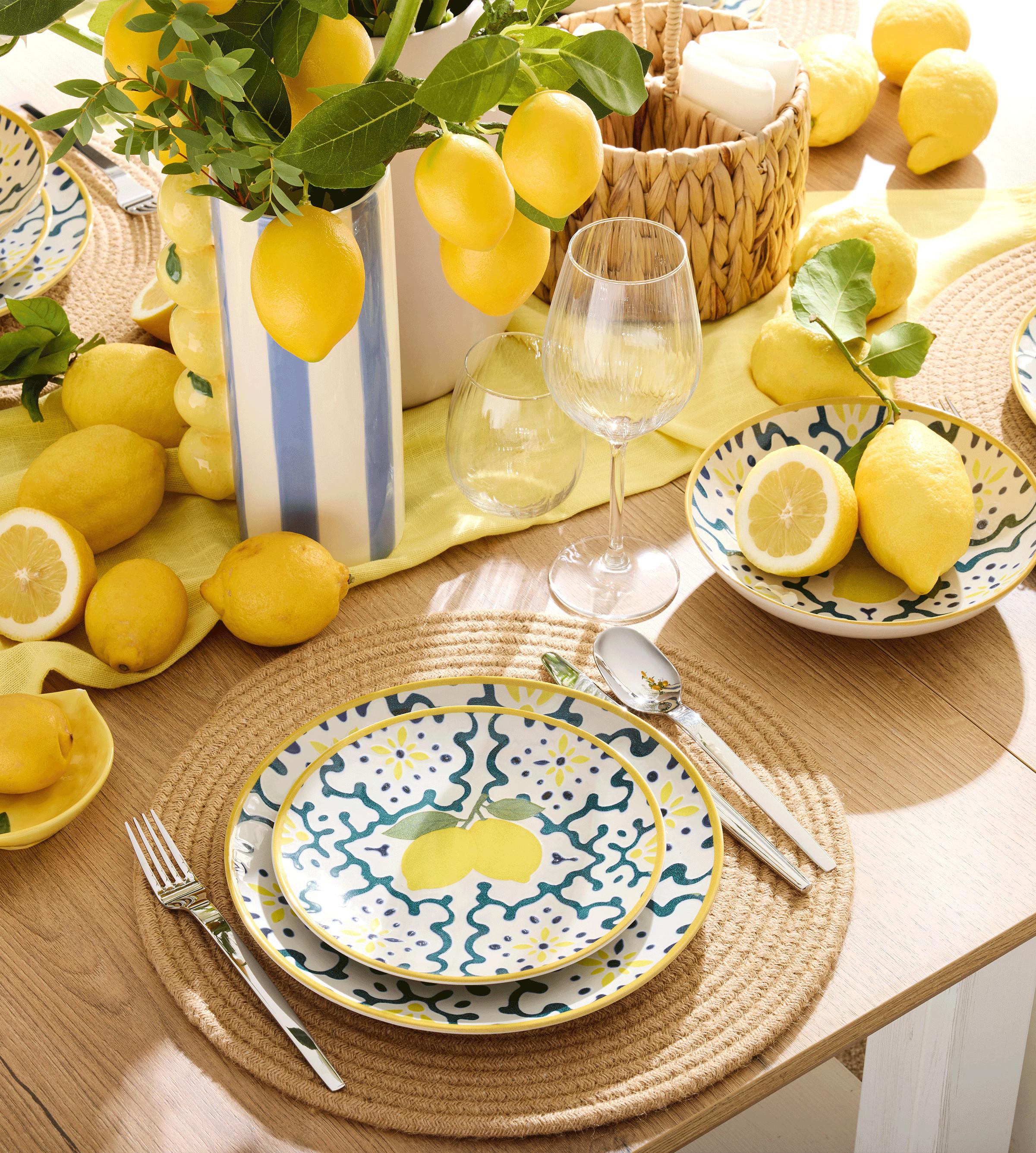 Dolce Vita am Tisch bei mömax