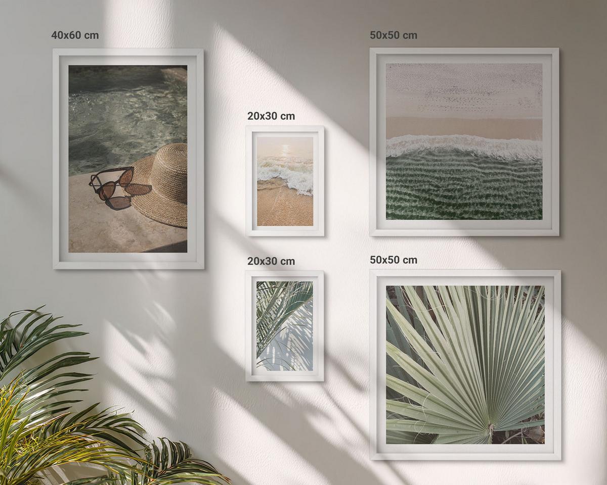 BILDER SET 5er Set - 50x50 cm & 20x30 cm & 40x60 cm Weißer Rahmen - Strandhut und Sonnenbrille - Weiß, Kunststoff (40/60cm) - TULUP