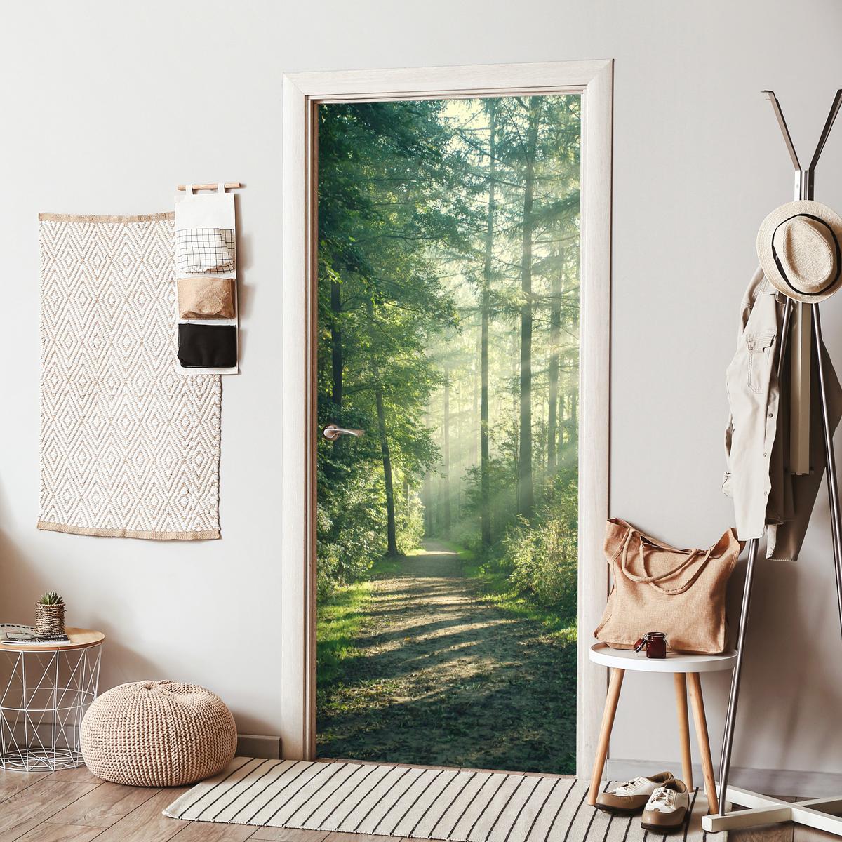 TÜRAUFKLEBER Wald - Weg - Sonne - Bäume - Grün - Natur 90x215 cm - Türtapete - Waldgrün, Kunststoff (90/0.1cm) - MuchoWow