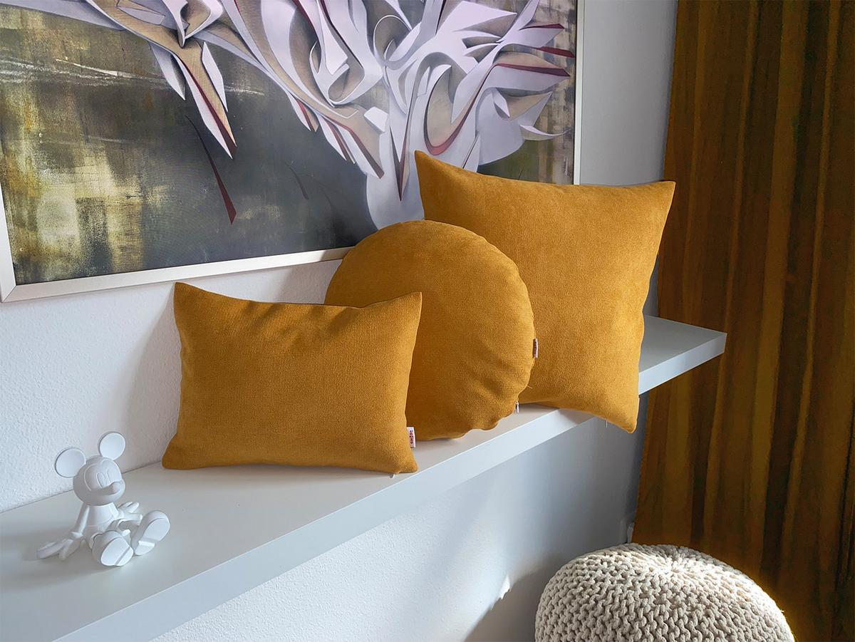 KISSENHÜLLE FarbTon Chenille-Haptik curry-gelb 50/50 cm - Currygelb, Textil (50/50cm) - beties Heimtextil