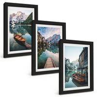 BILDER SET 3er Set - 20x30 cm Schwarzer Rahmen - See, Berge, Boote, Ferienhaus - Schwarz, Kunststoff (20/30cm) - TULUP