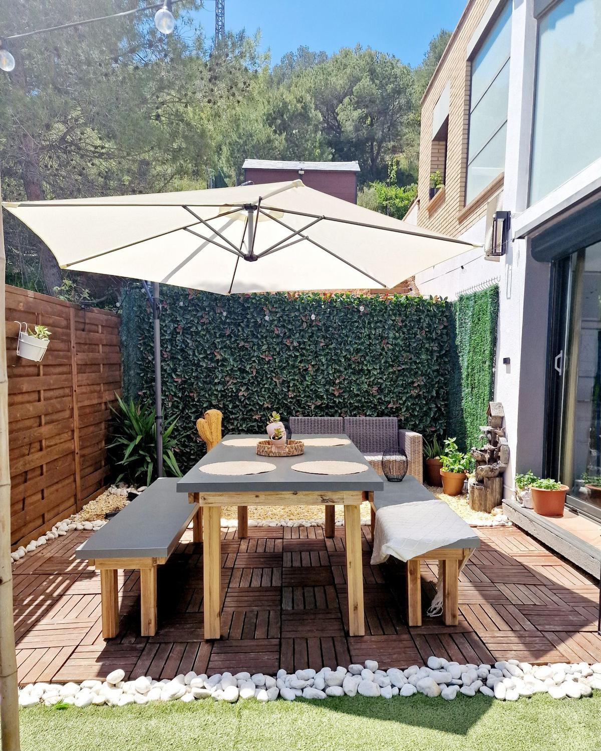 GARTENMÖBEL SET Beton/Akazienholz grau Tisch mit 2 Bänken Ostuni - Grau, Stein - Beliani