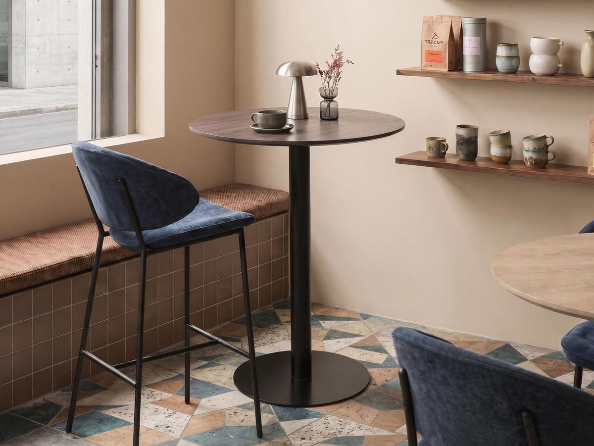 STEHTISCH Schwarz/Dunkelbraun 80/80 cm Morella - Dunkelbraun, Holzwerkstoff (80/80/103cm) - Beliani