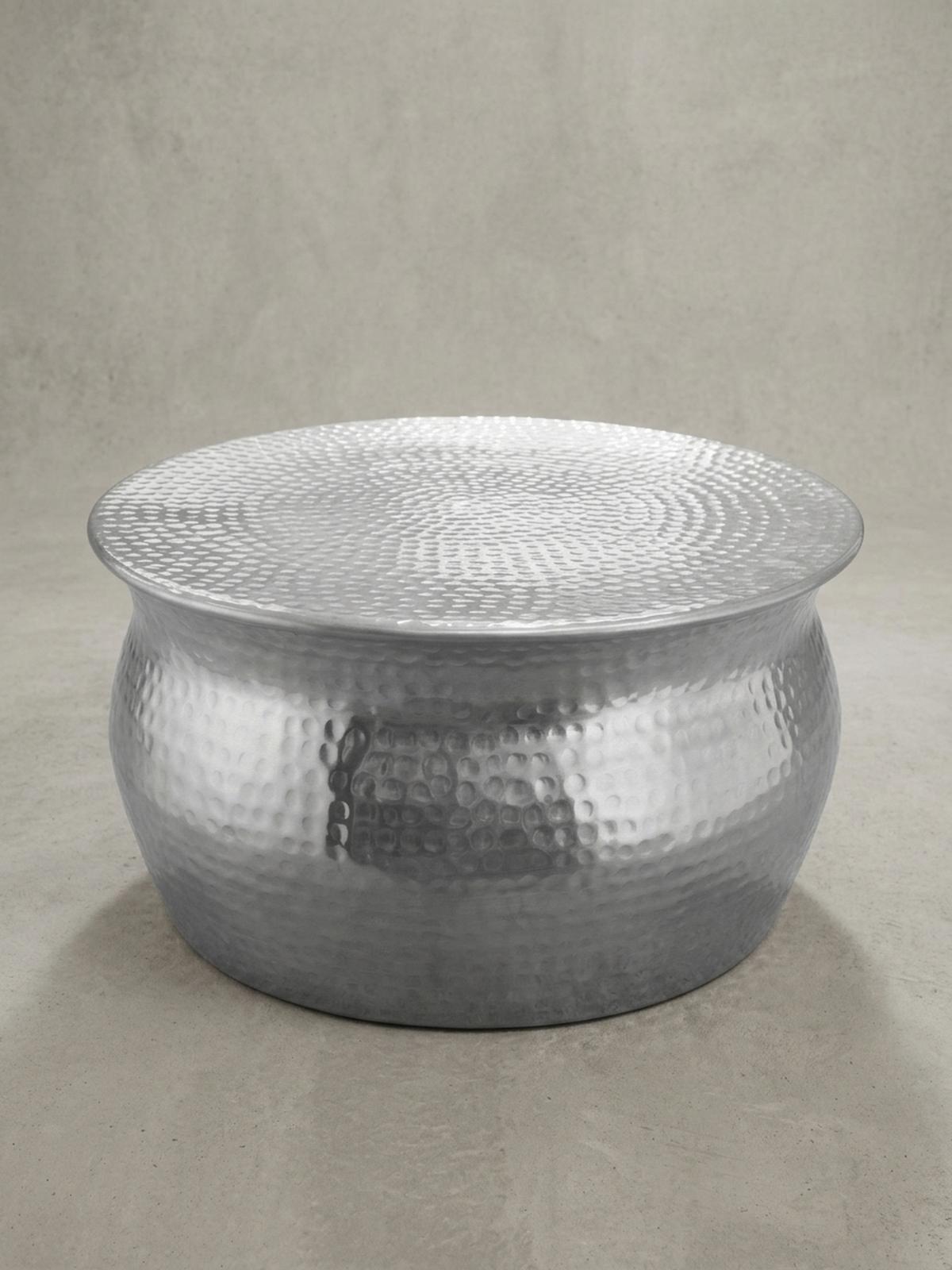 COUCHTISCH ENNS: Orientalisch, Hammerschlagstrukturen, Aluminium, Handgefertigt, Silber 60x60x30 cm - Silberfarben, Metall (60/60/30cm) - KADIMA DESIGN