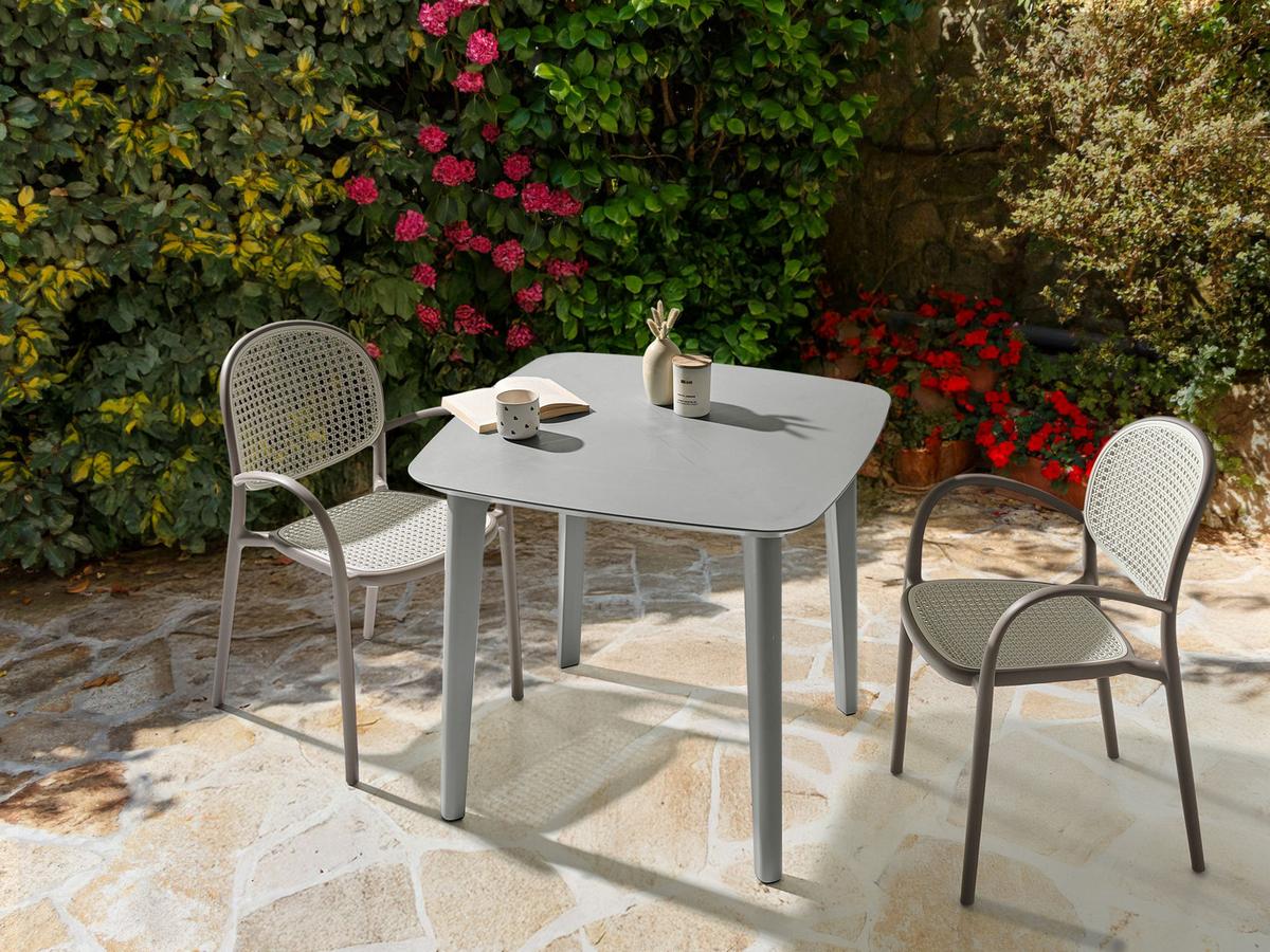 GARTENTISCH 86/86 cm Grau Sorico - Grau, Kunststoff (86/86/77cm) - Beliani