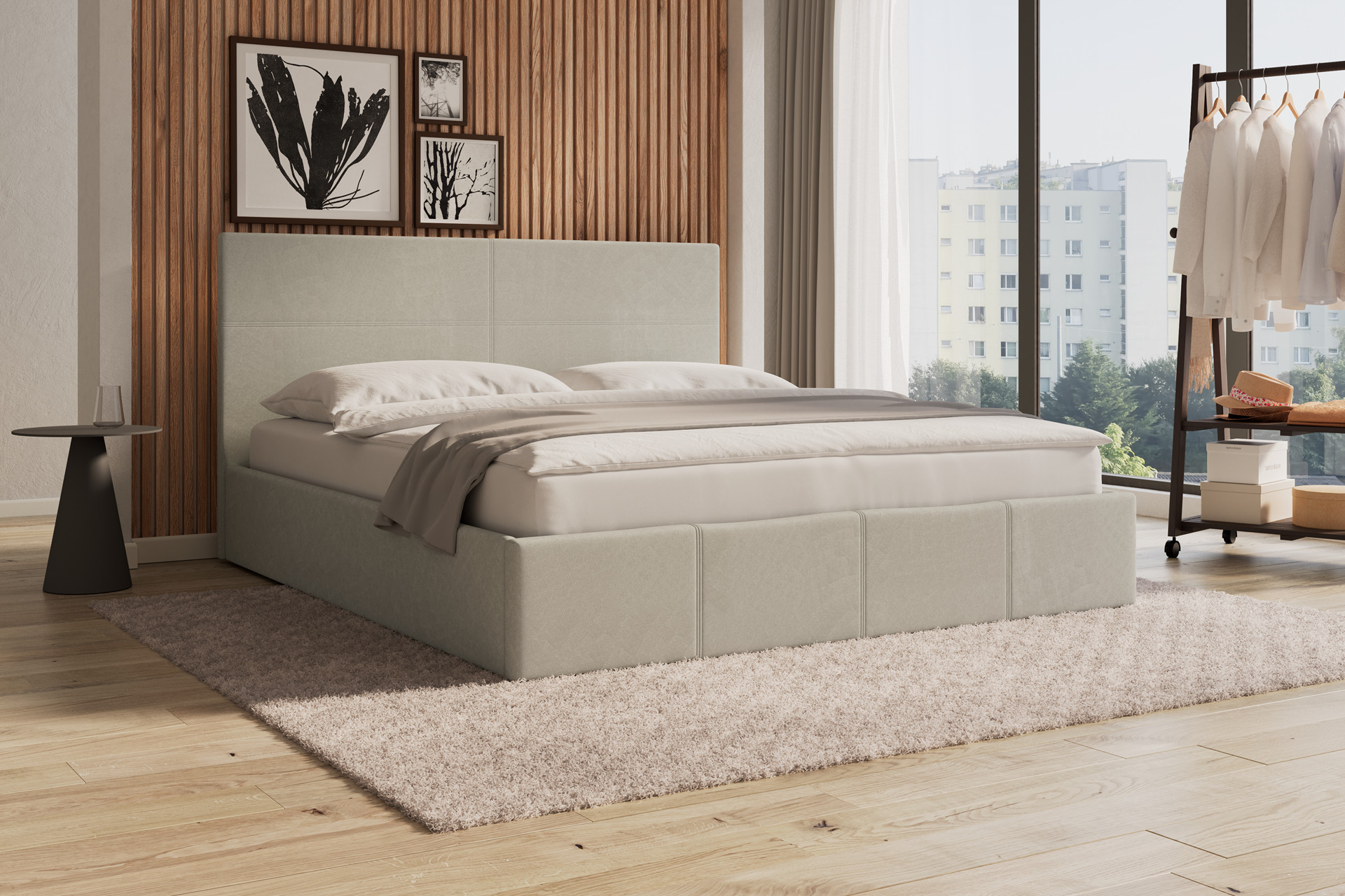 Graues Polsterbett vor naturfarbenem Holz-Akustikpaneel