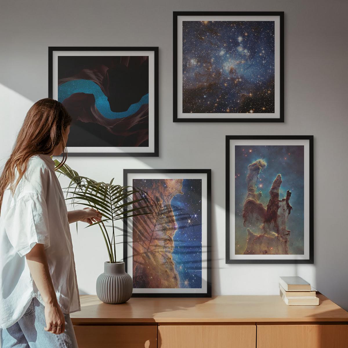 BILDER SET 4er Set - 50x50 cm & 40x60 cm Schwarzer Rahmen - Weltraumlandschaften von Galaxien - Schwarz, Kunststoff (50/50cm) - TULUP