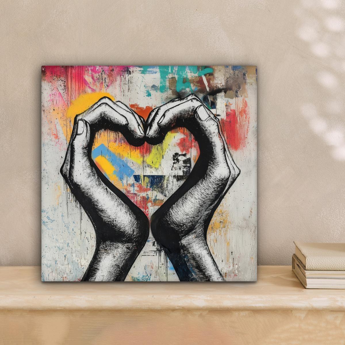 LEINWANDBILD Hände - Herz - Straßenkunst - Graffiti Deko Wohnzimmer 20x20 cm - Multicolor, Textil (20/20cm) - MuchoWow