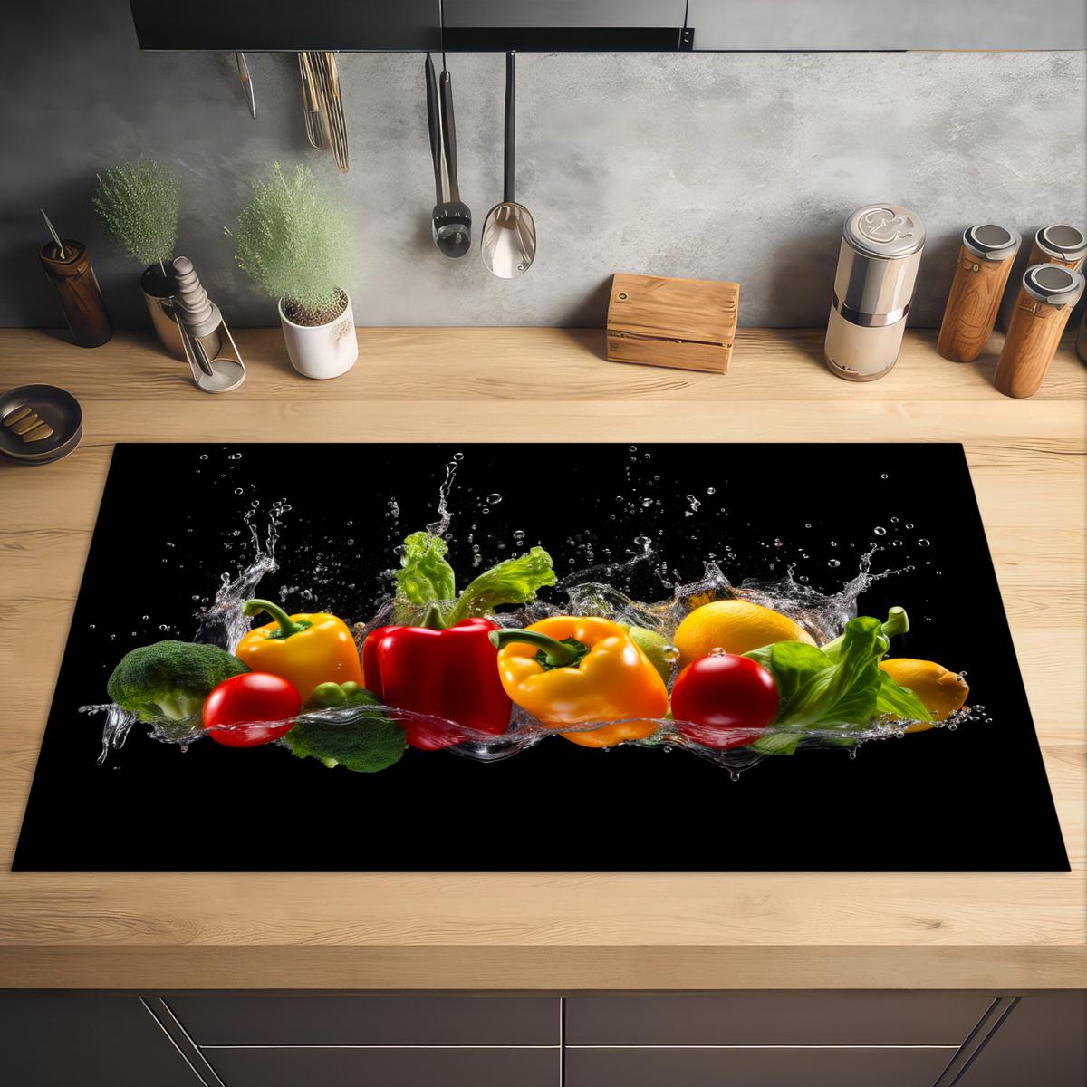 HERDABDECKPLATTE Paprika - Wasser - Gemüse - Schwarz Induktionsschutz 91.6x52.7 cm - Multicolor, Kunststoff (91.6/52.7/0.2cm) - MuchoWow