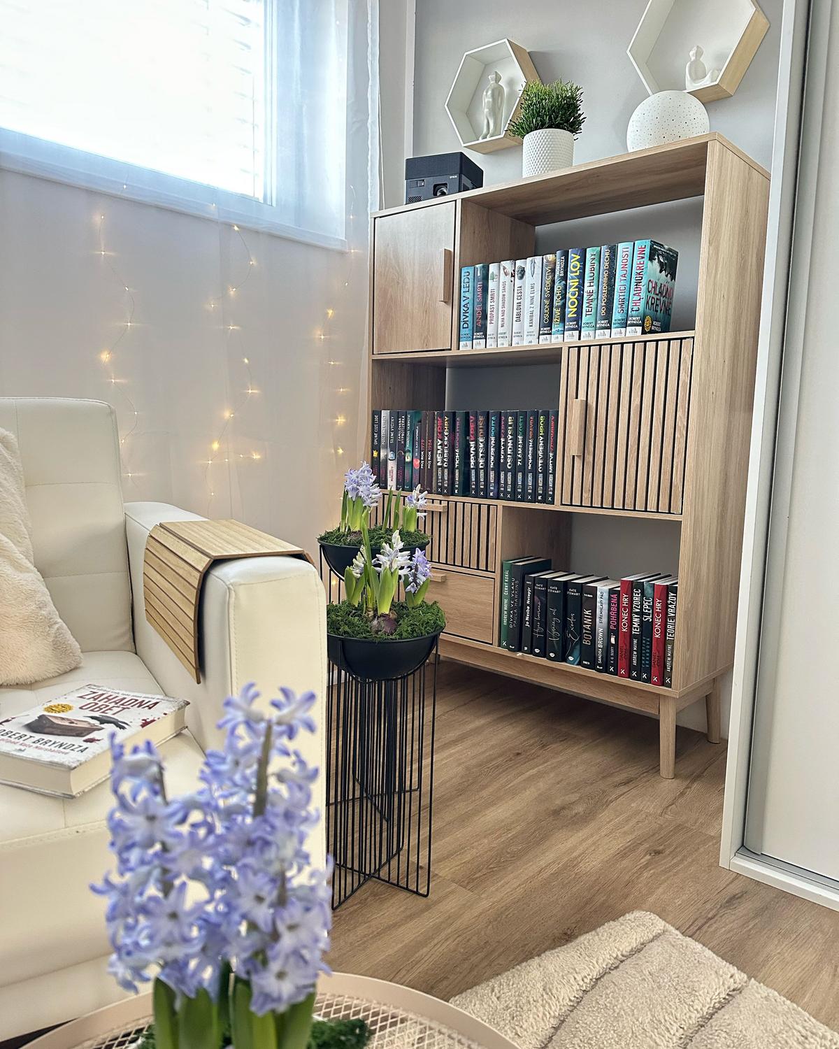 REGAL 140 cm Hellbraun Lynwood - Braun, Holzwerkstoff (100/140/35cm) - Beliani