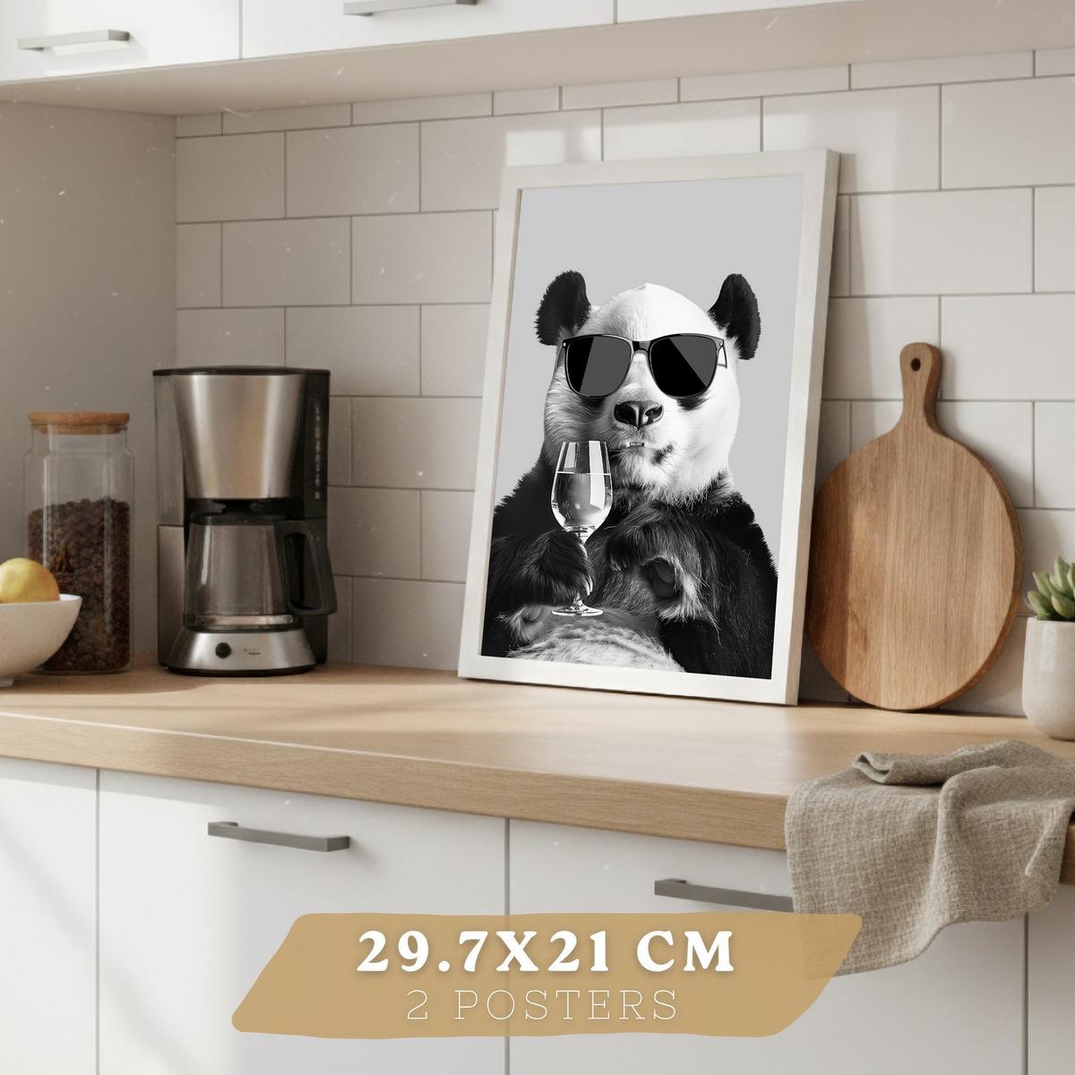 POSTER 2er Set Lustige Panda-Wandbilder Schwarz Weiß Tier Weinglas und Kaffeetasse Küche Wanddeko Rahmenlos A4 - Weiß, Papier (29.7/1/21cm) - Nacnic