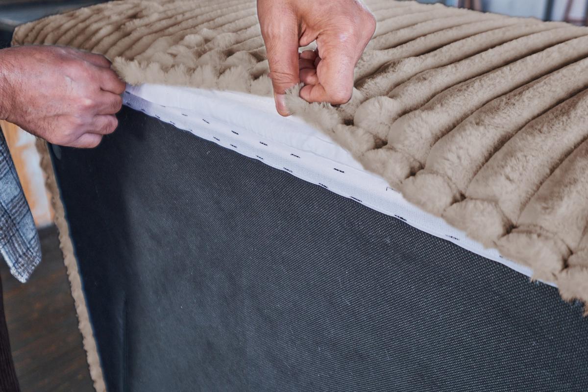 SITZELEMENT MODULSOFA WIOLO SOFT Taupe Cord - Taupe/Schwarz, Kunststoff/Textil (111/43/111cm) - KAWOLA